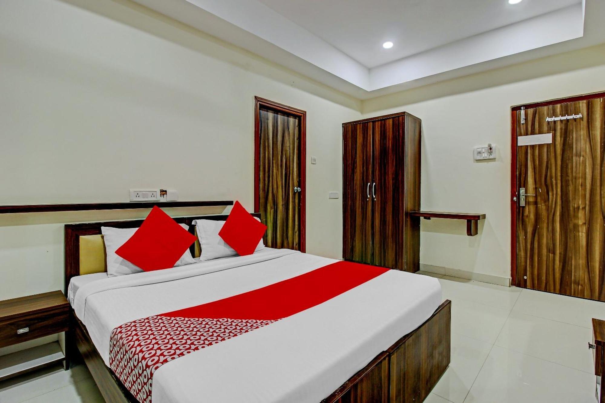 Oyo Flagship 75008 Delta Near Nexus Hotel 3*