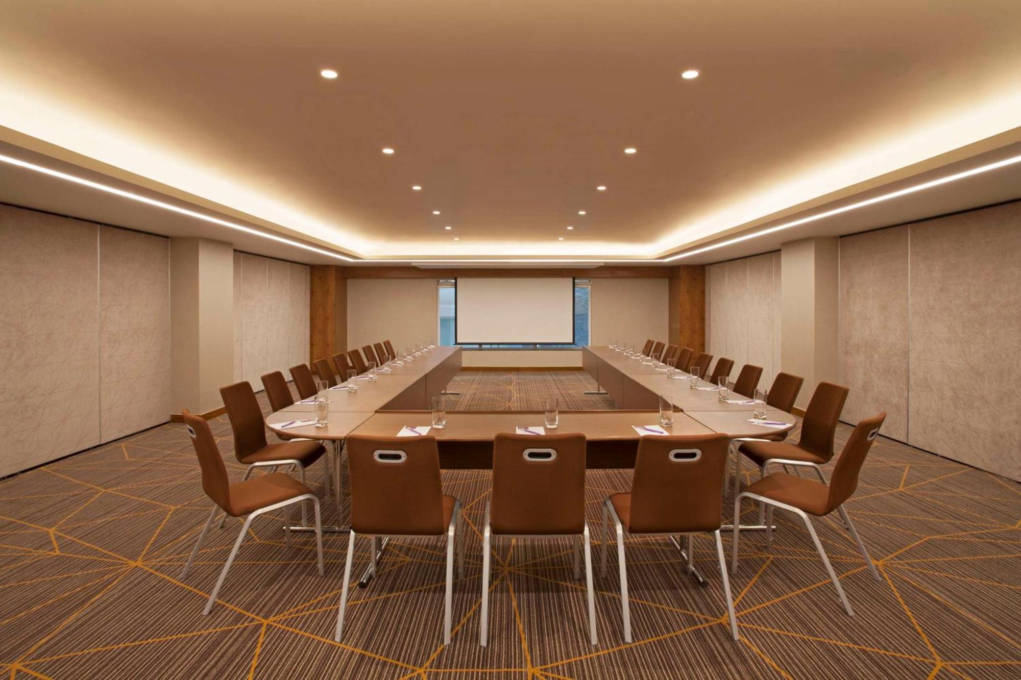 Hyatt Place Banjara Hills 5* Hyderabad