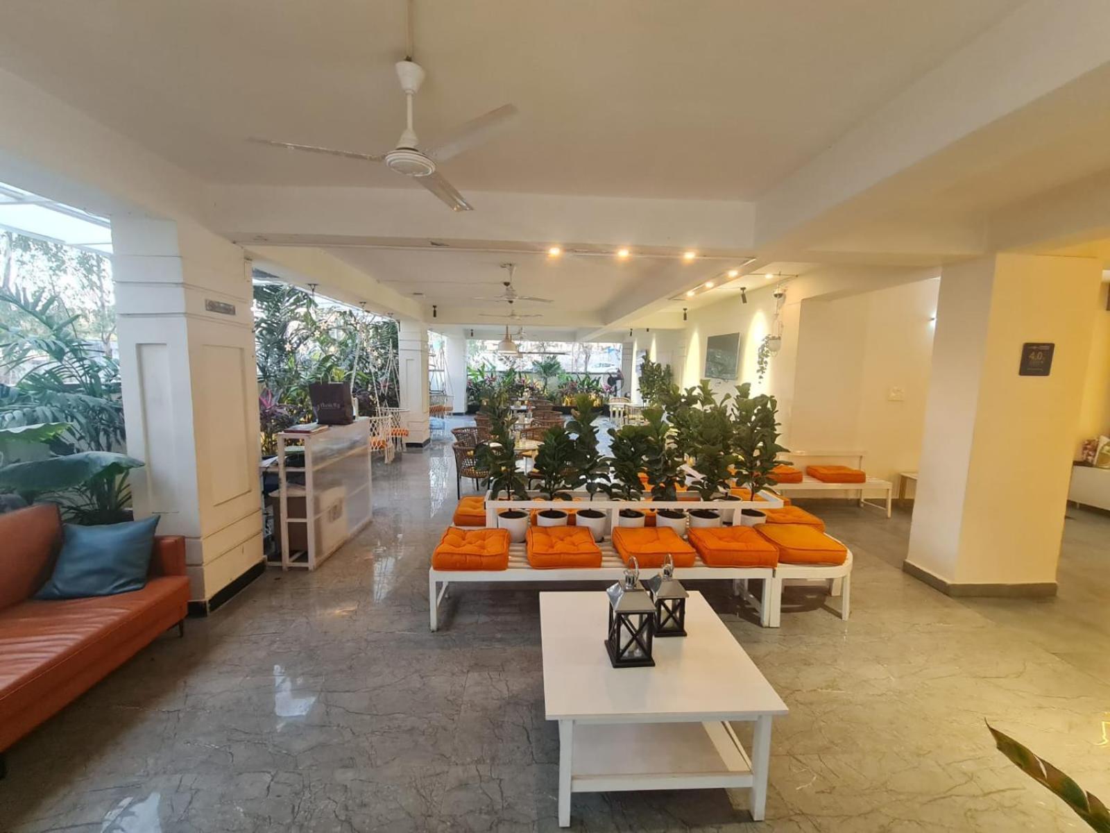 Hotel Embassy