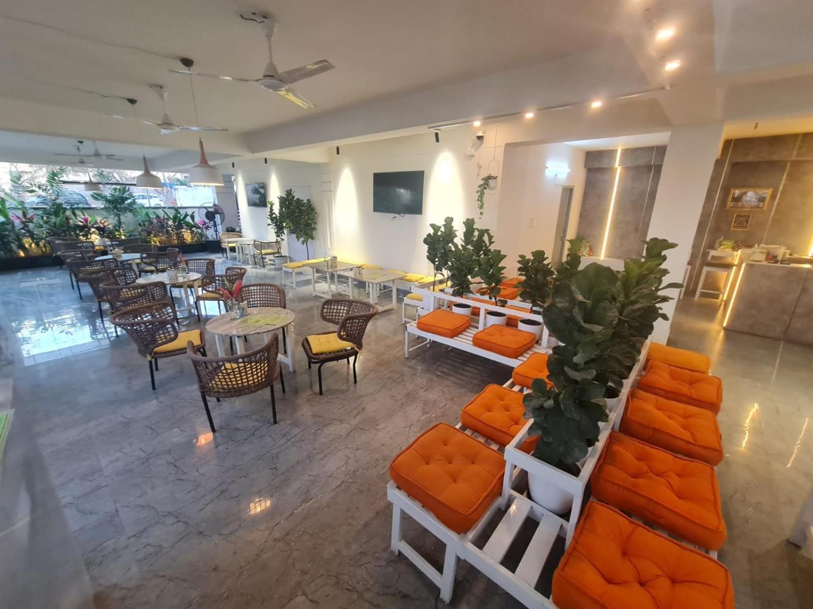 Hotel Embassy 3*