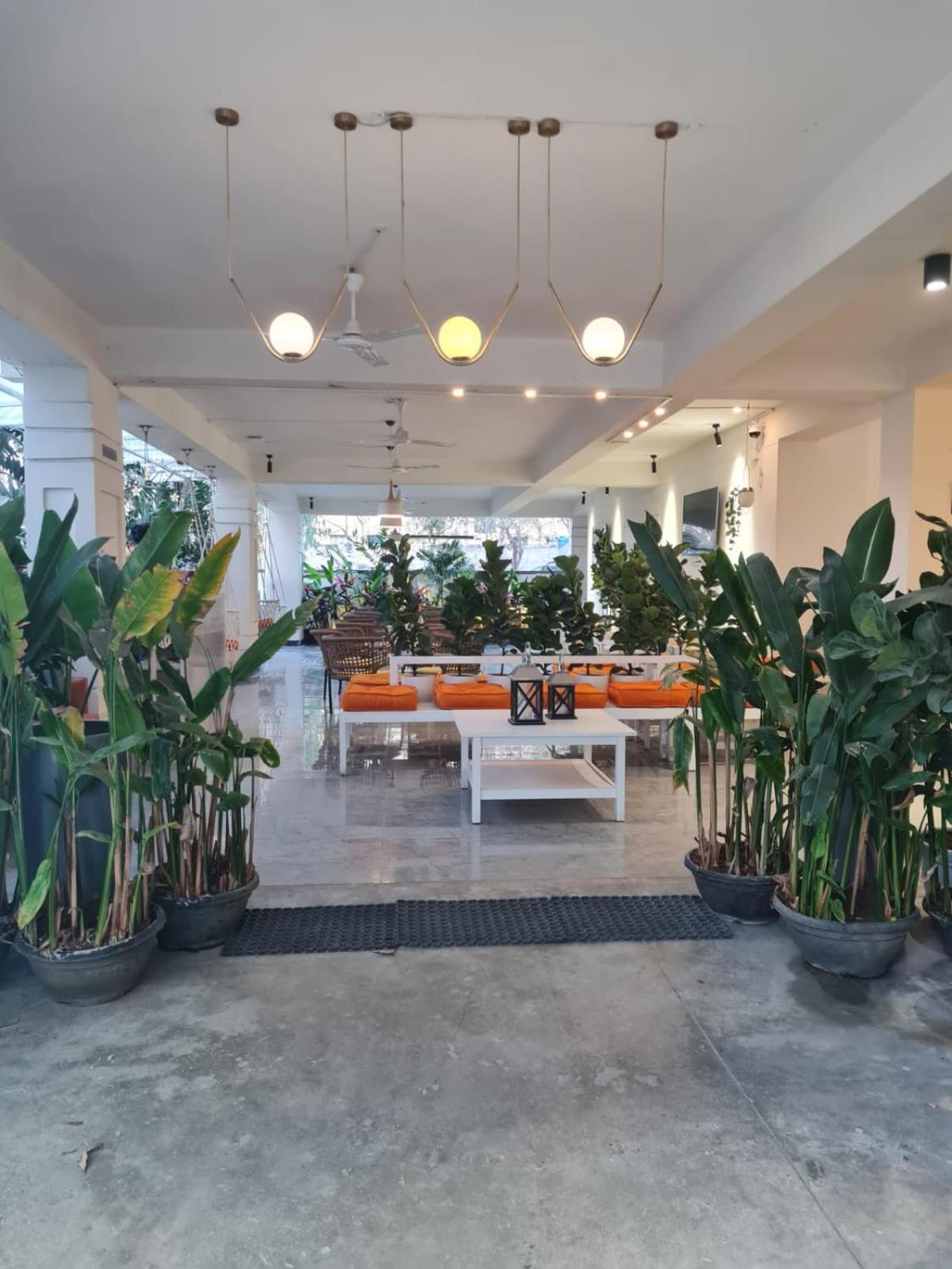 Embassy 3* Hyderabad