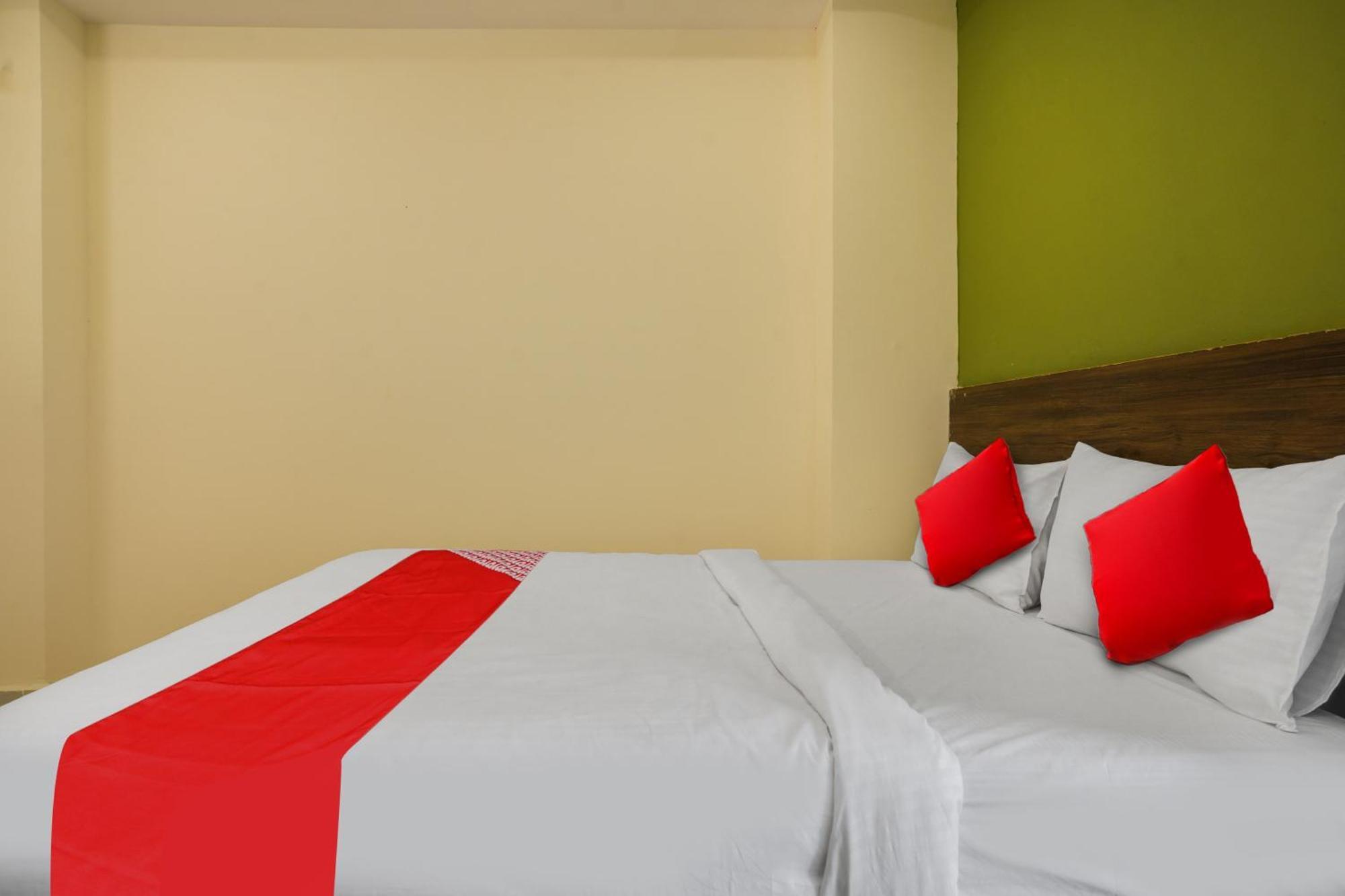 O R Square Nacharam Hotel 3*