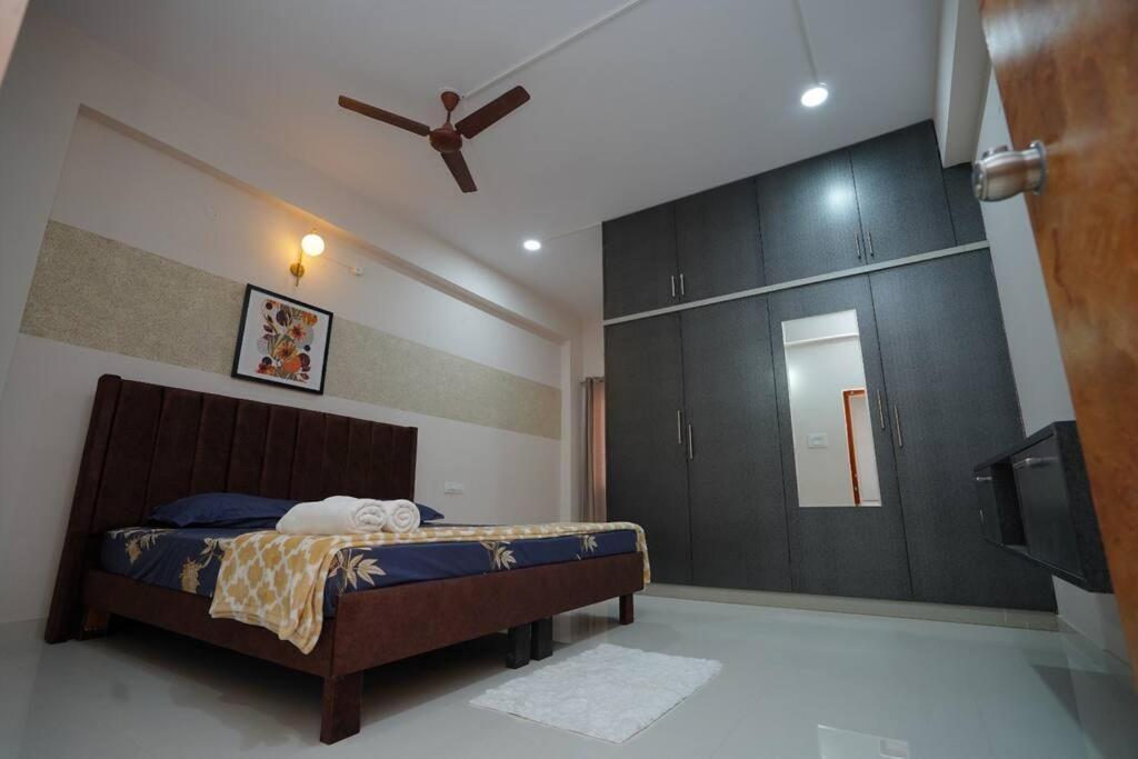 Chez Moi -ii - 2bhk, Near Us Embassy, Gachibowli * Hyderabad
