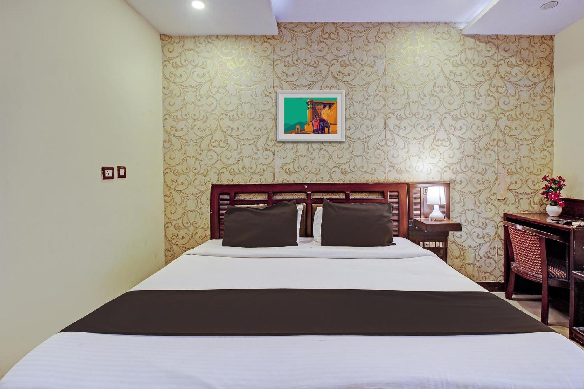 Flagship Grand Sandarshini Near Mgbs Bus Station 4* Hyderabad