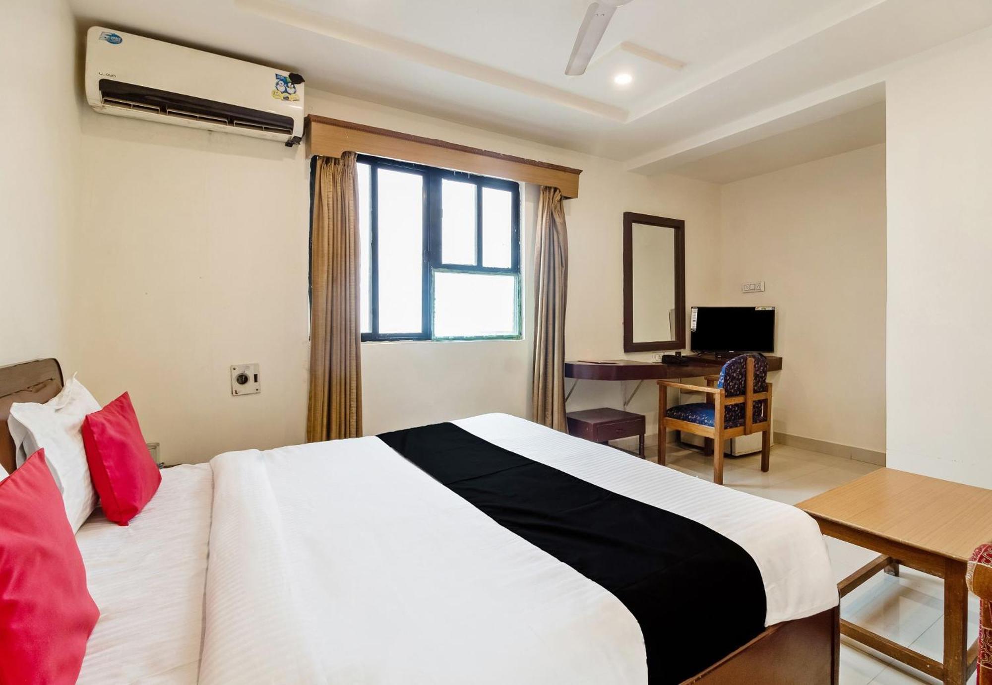 Capital O Marjan International Near Assembly Hotel 3*