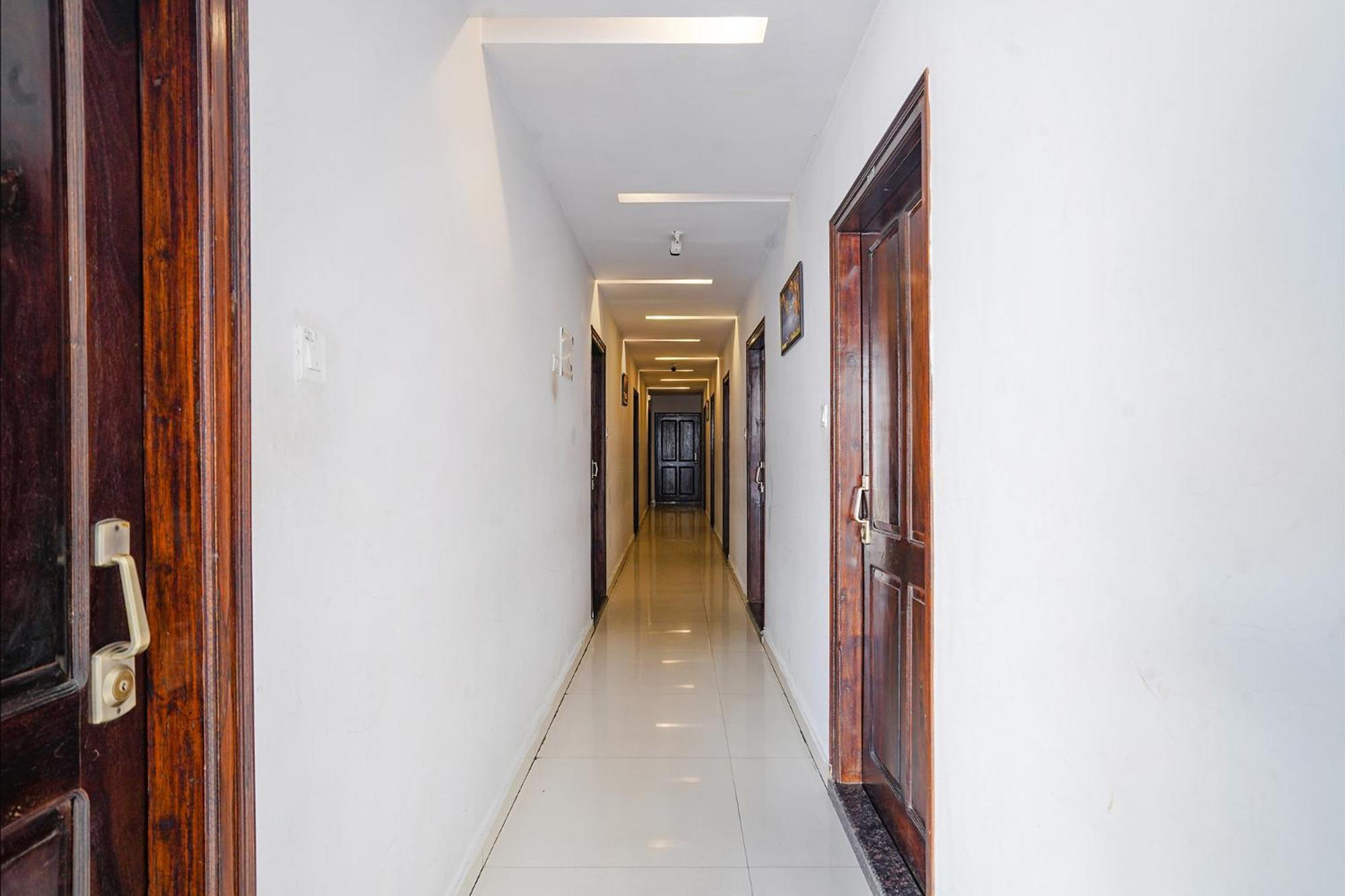 Fabhotel Hamsa The Right Choice 3*