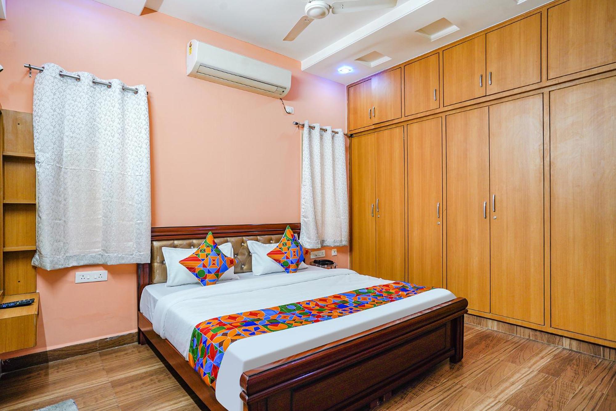 Hotel Fabhotel Q 3*