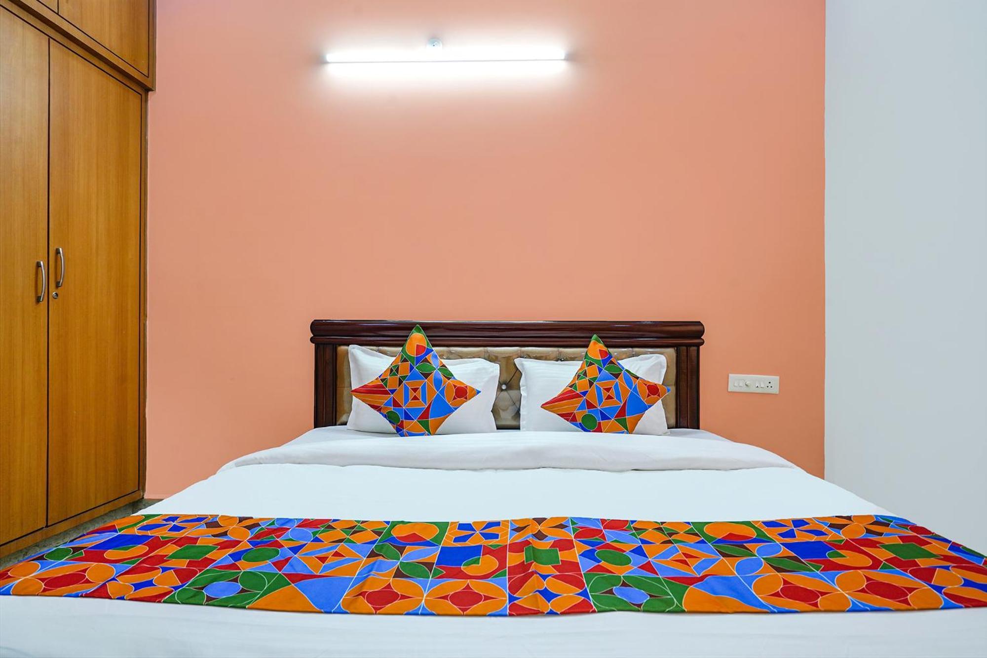 Fabhotel Q