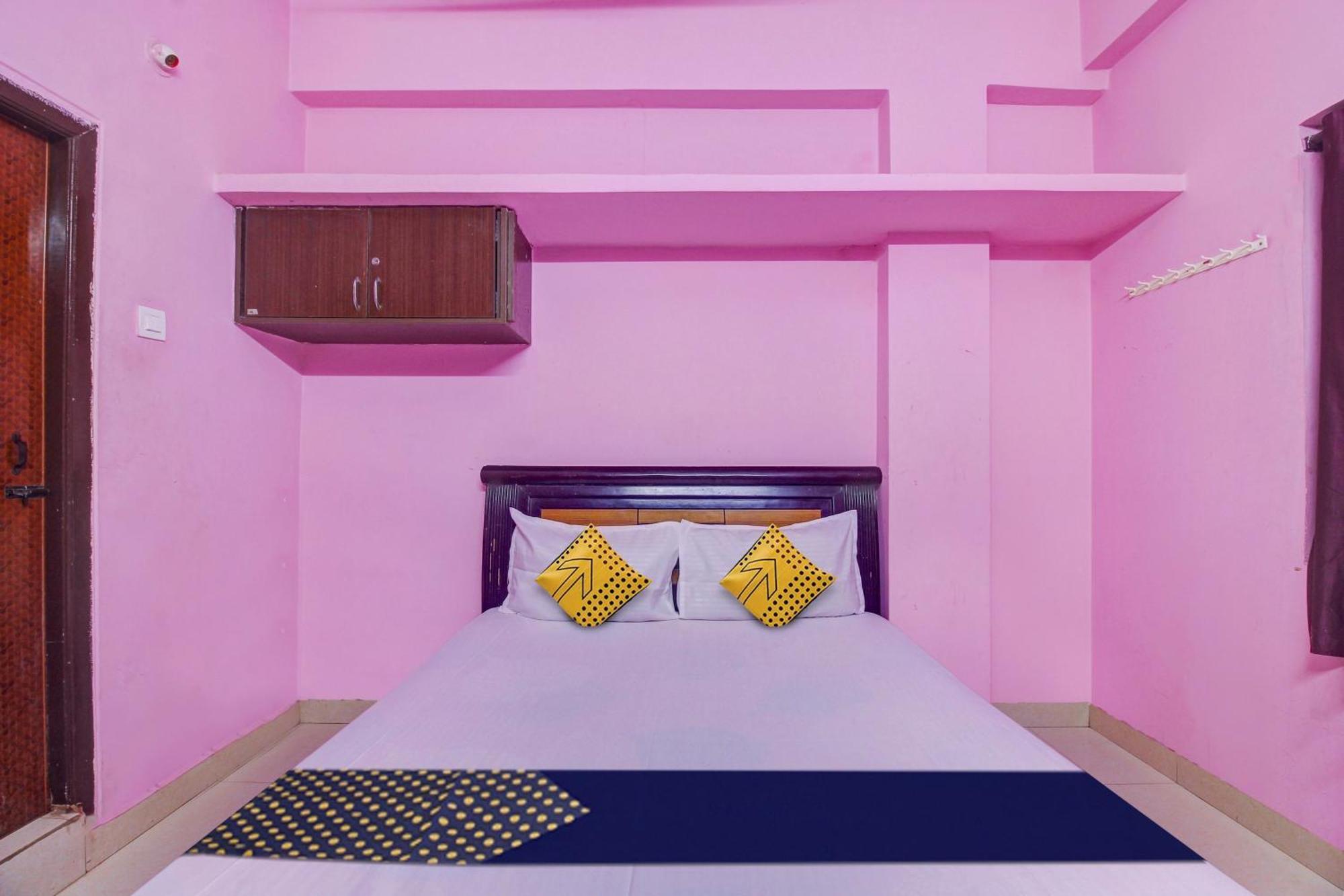 Hotel Spot On Sankalp Residency 3*