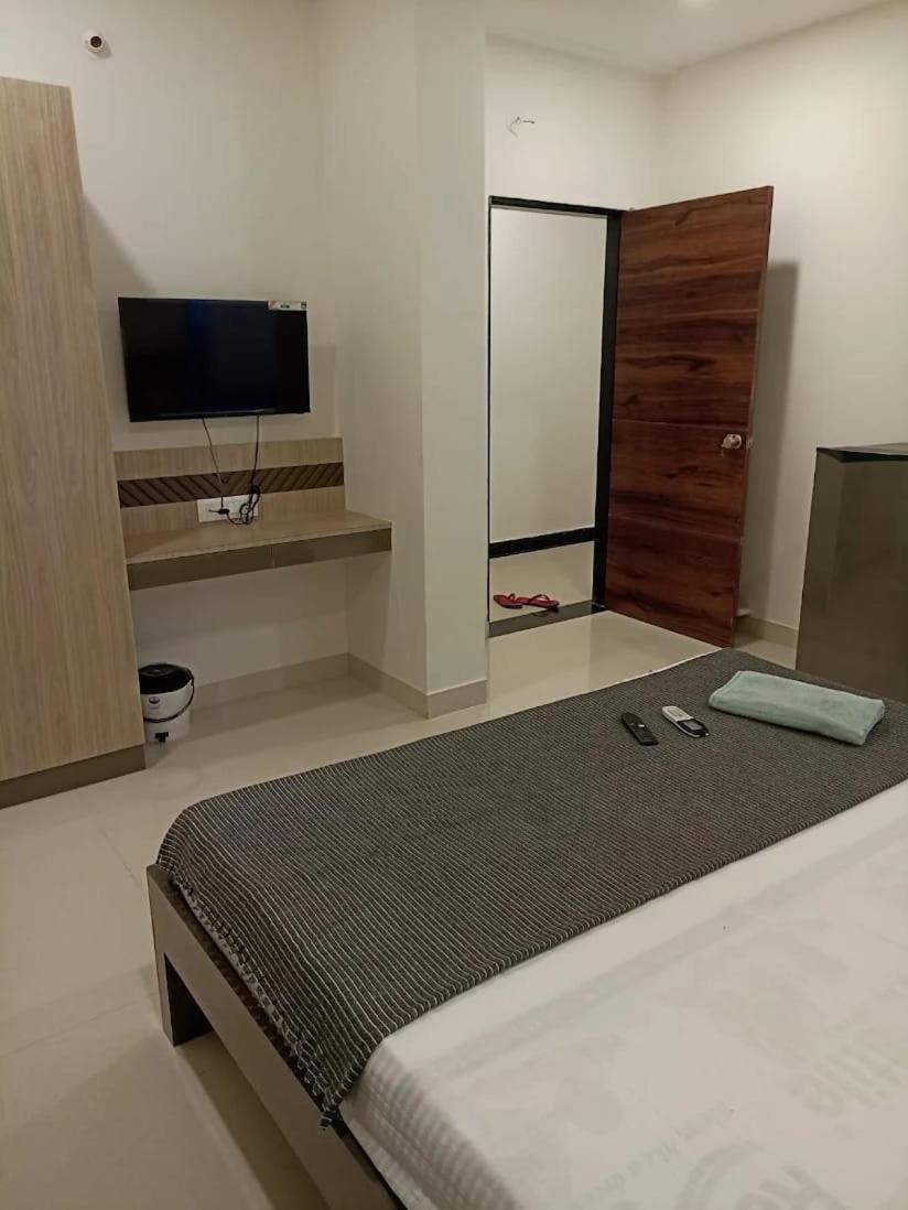 Hotel Embassy Hyderabad