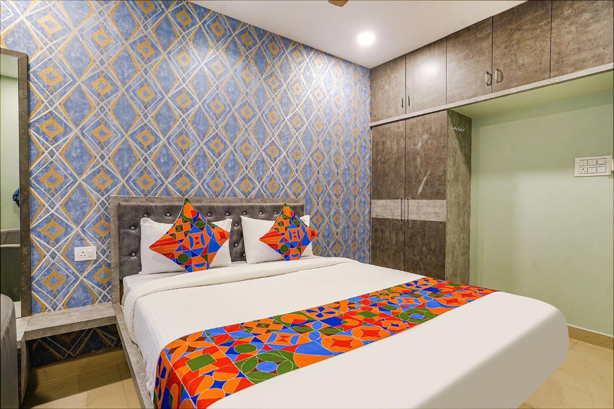 Fabhotel Lio7 Grand - Vanasthalipuram Hotel
