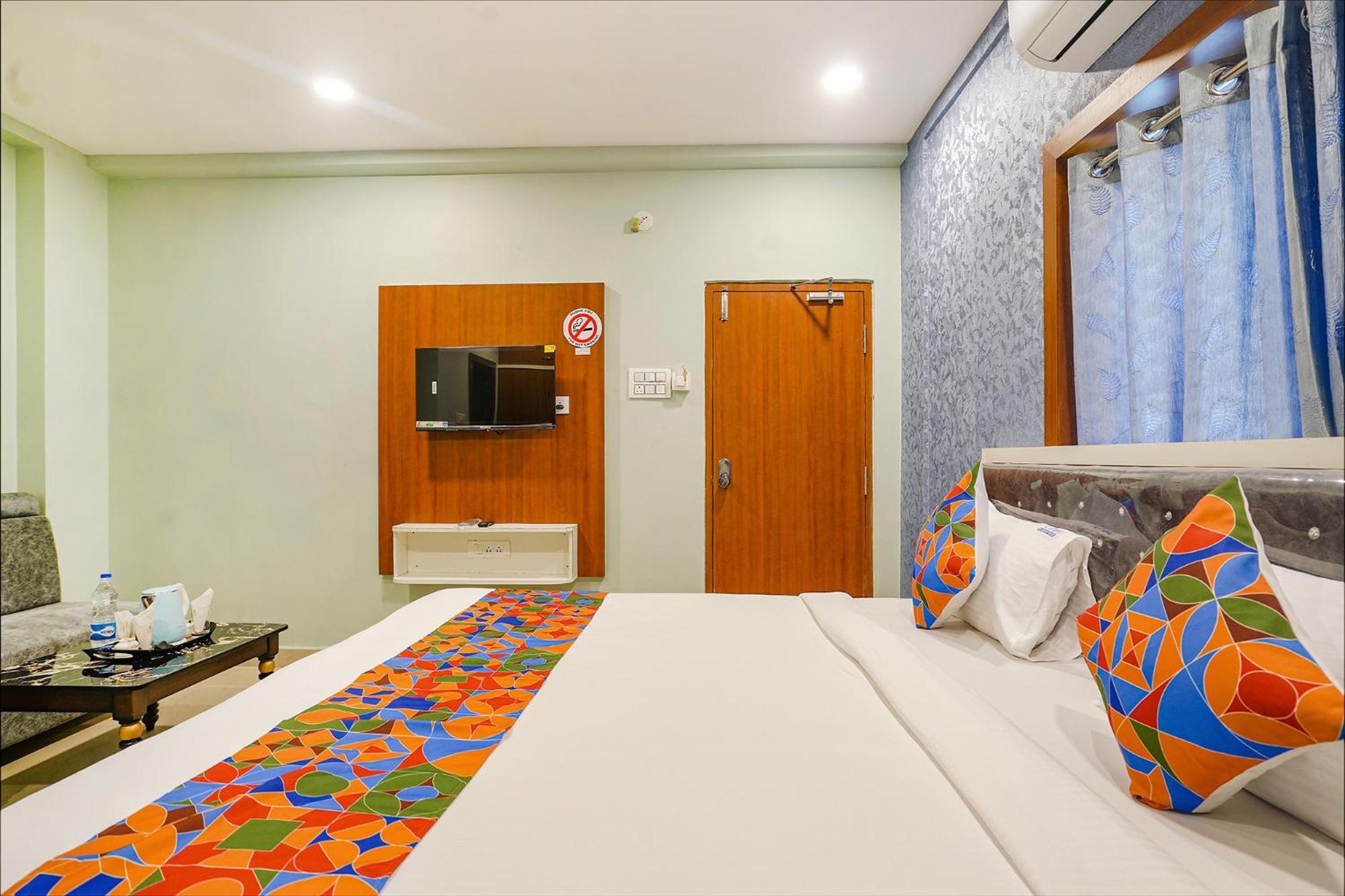 Fabhotel Lio7 Grand - Vanasthalipuram