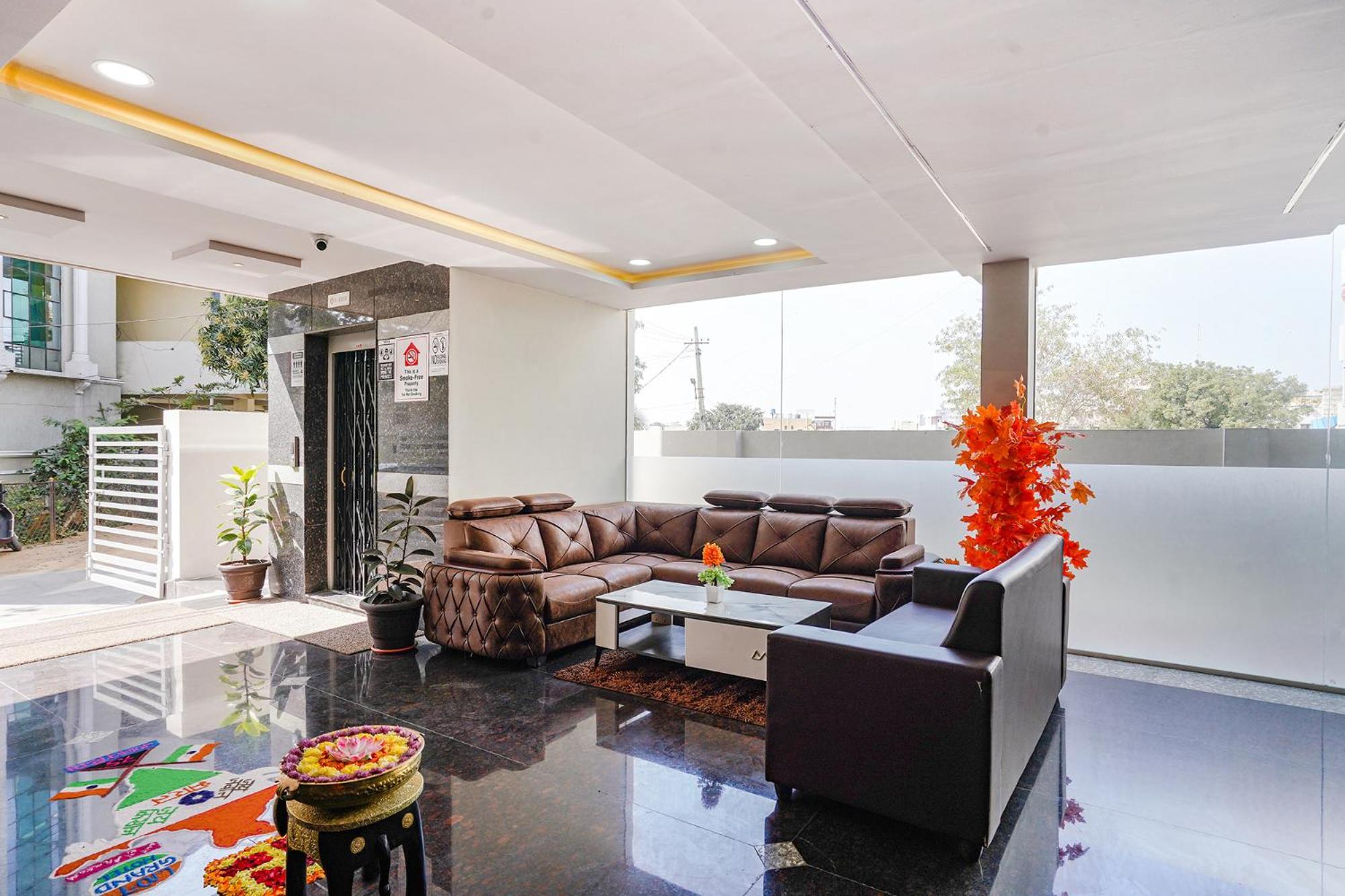 Hotel Fabhotel Lio7 Grand - Vanasthalipuram