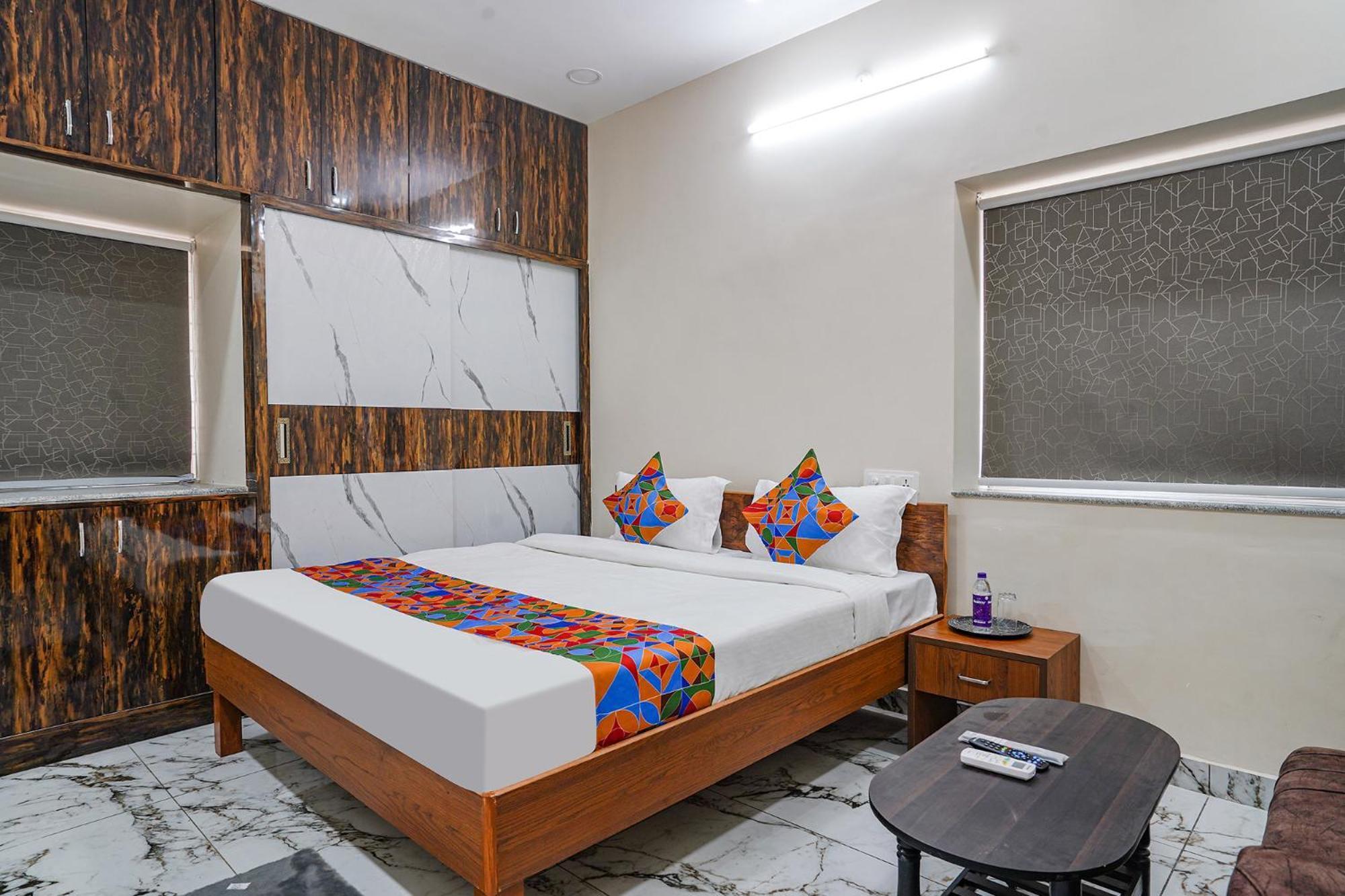 Fabhotel Perams Grand - Hitech Hyderabad