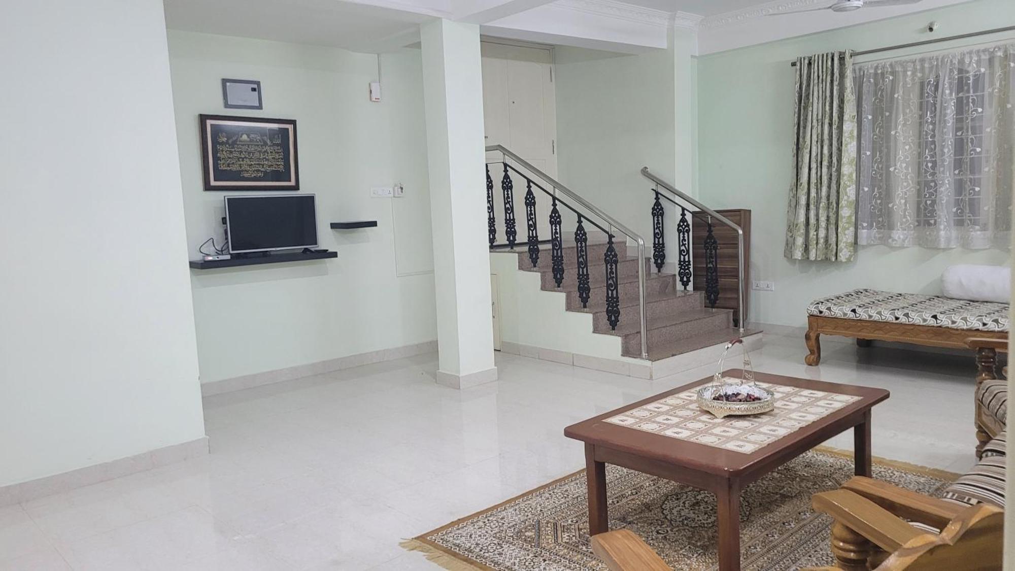 Apartment Vazeer Residency