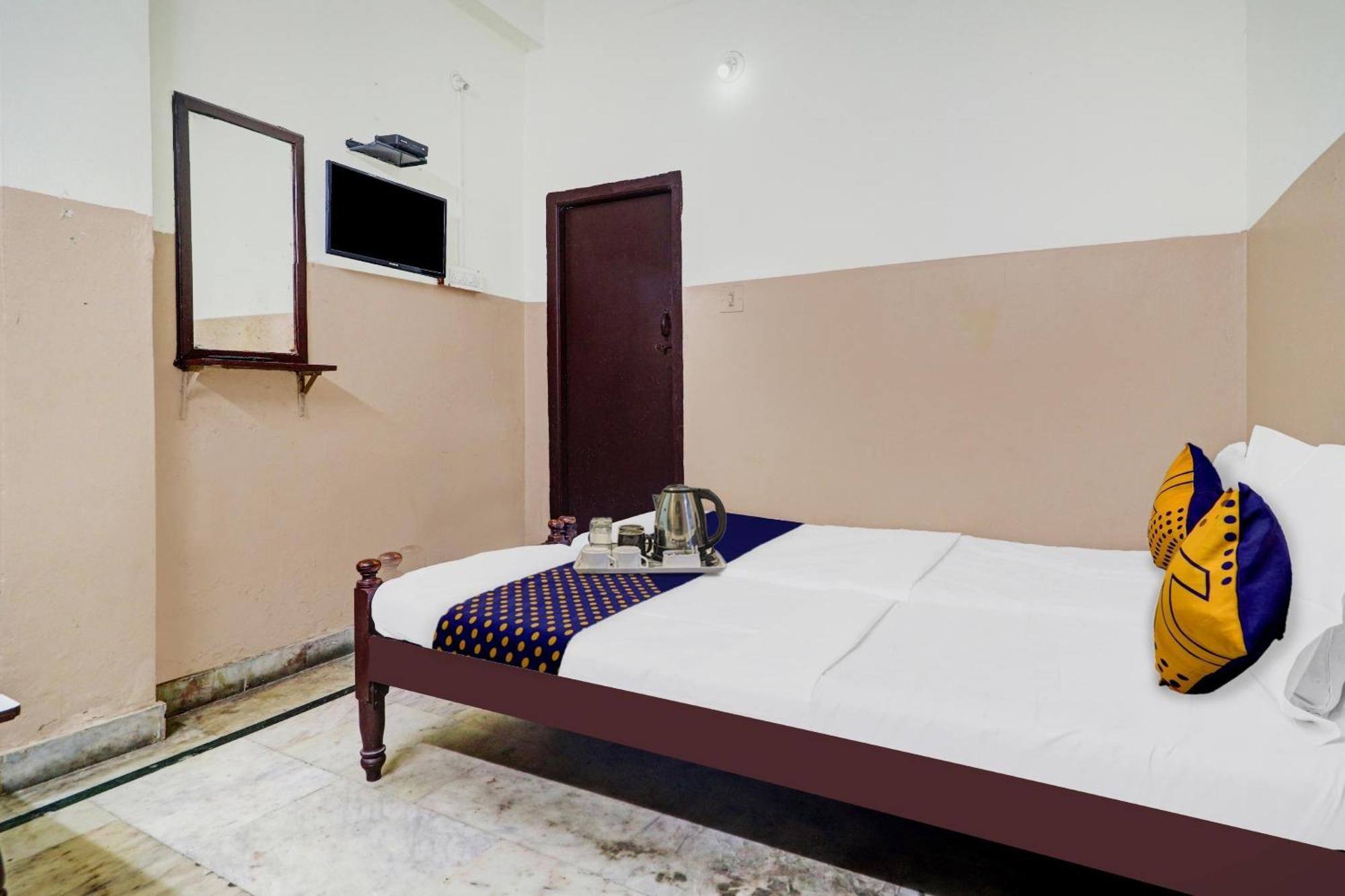 Spot On Sri Sai Lohith Near Secunderabad Railway Station 2*