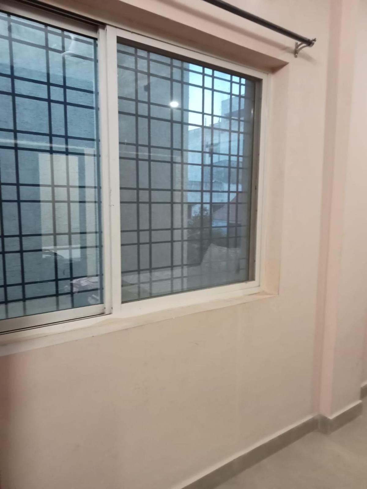 4-bedroom Elegant And Spacious Ac Only For Families, Prime Location, Just 100m From Main Road! Hyderabad
