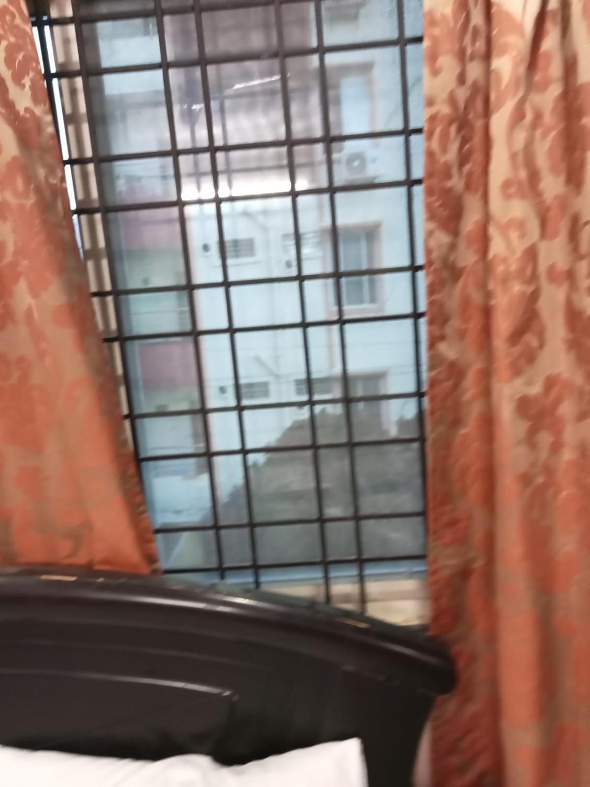 4-bedroom Elegant And Spacious Ac Only For Families, Prime Location, Just 100m From Main Road! Apartment