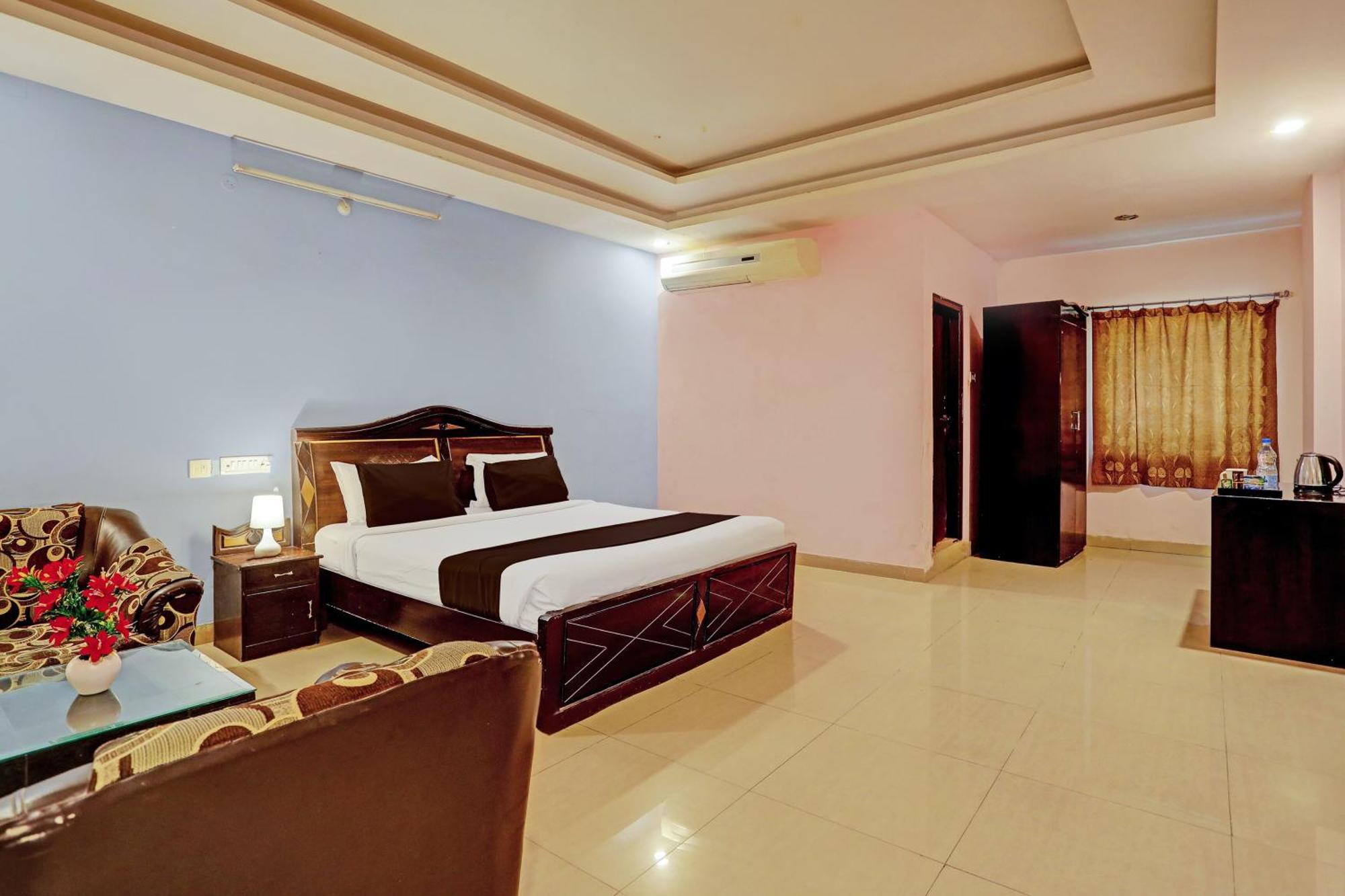 O Ritesh Grand Hotel