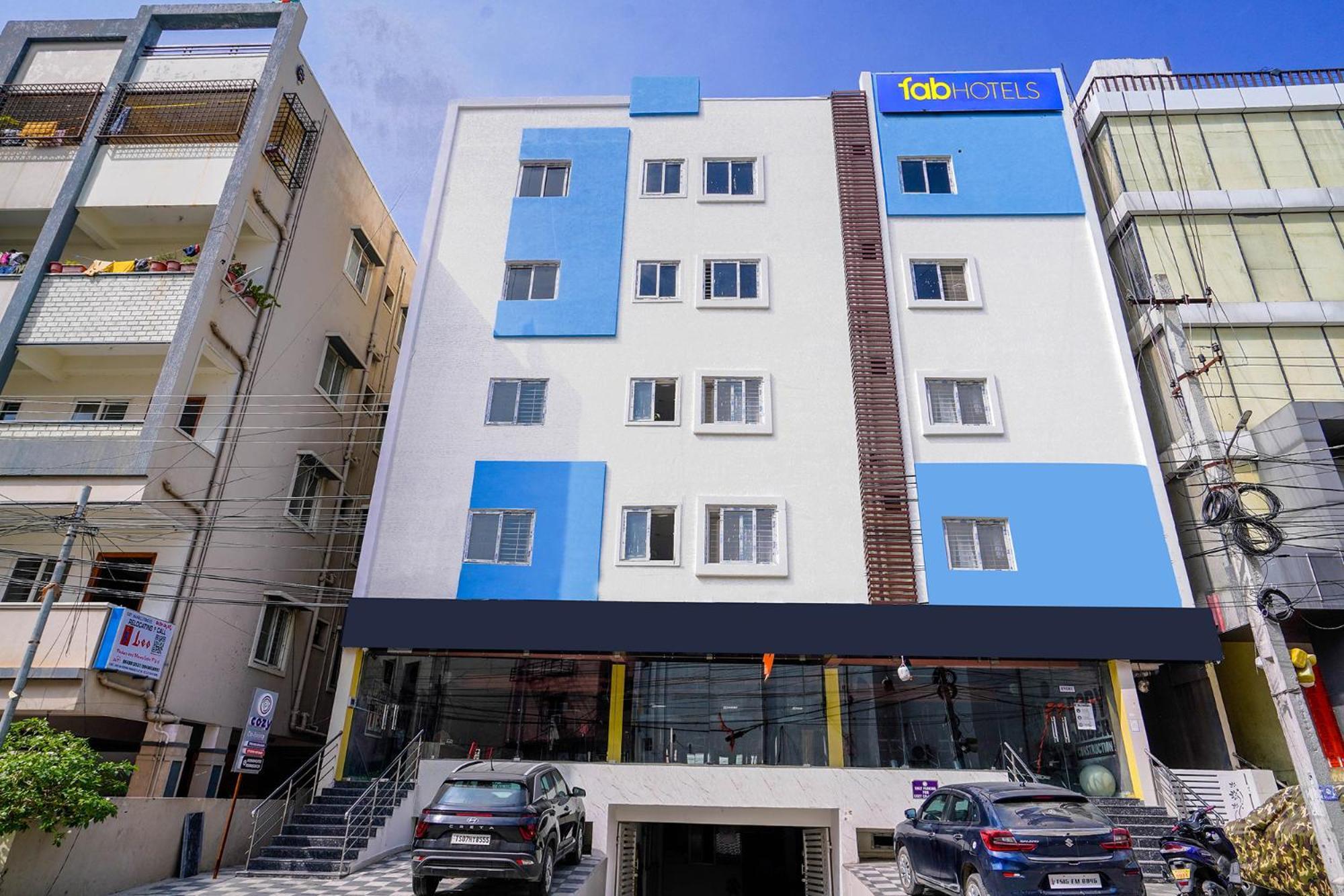 Hotel Fabhotel Cozy