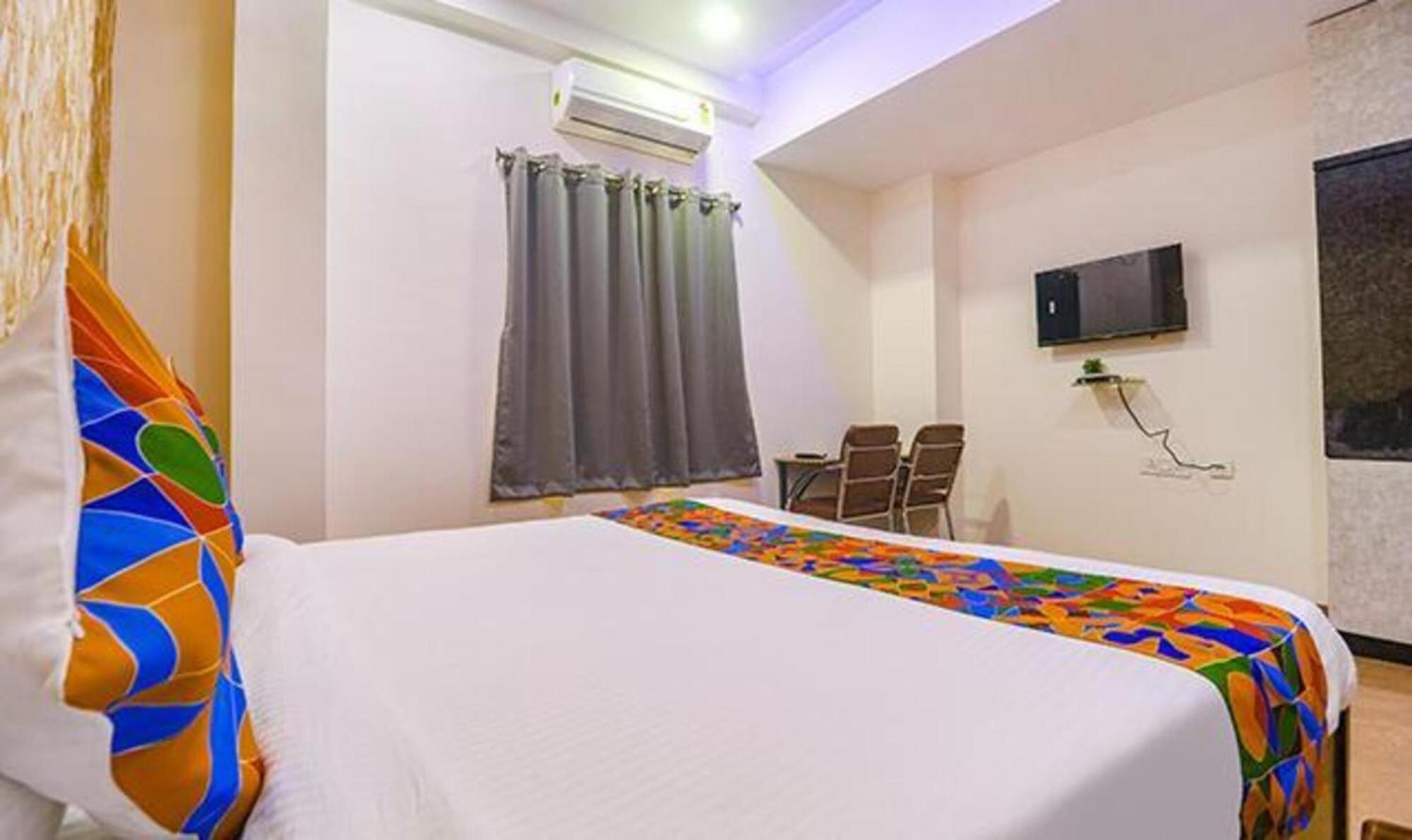 Fabexpress The Dream Elite - Nr Golconda 3* Hyderabad