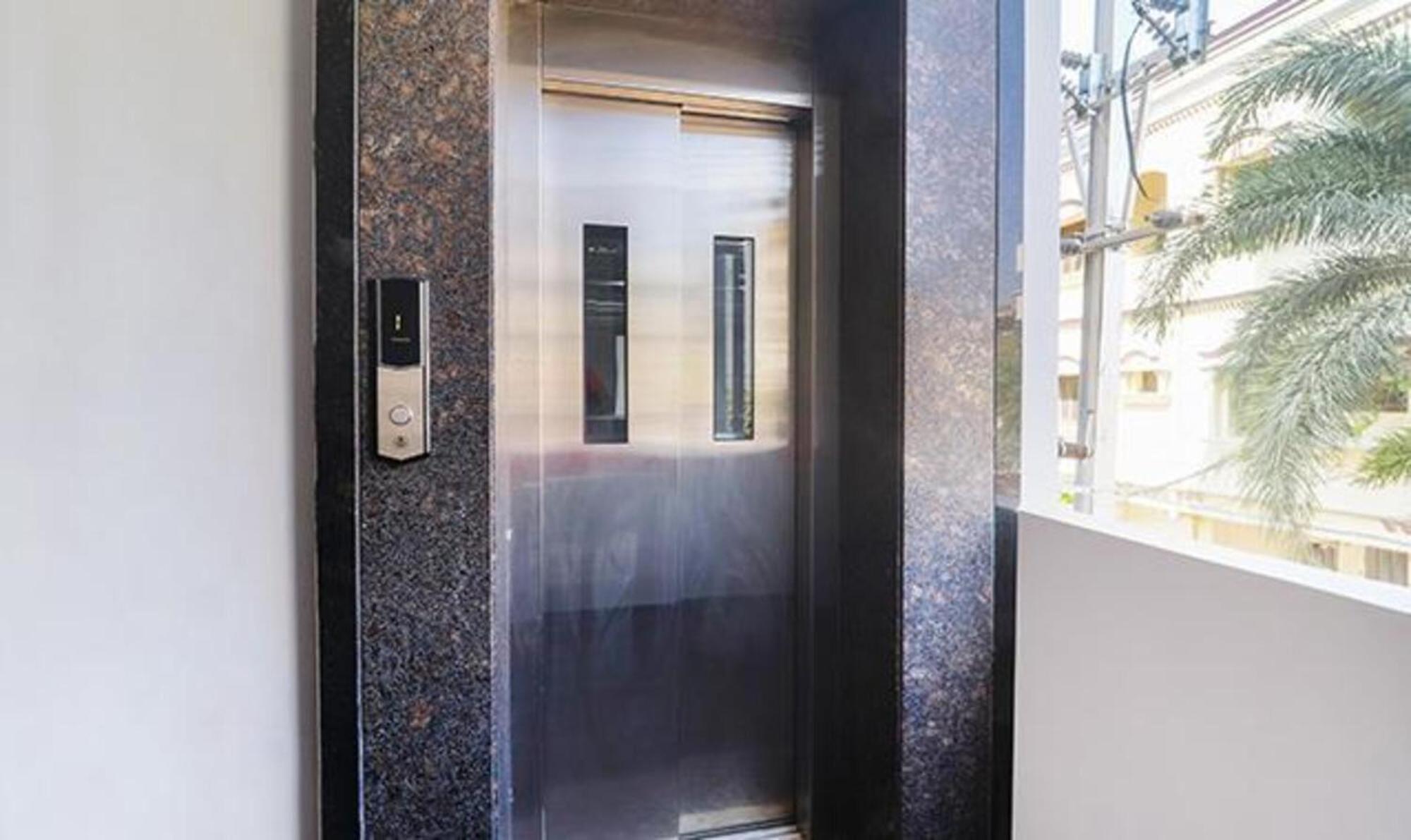 Fabexpress The Dream Elite - Nr Golconda 3* Hyderabad