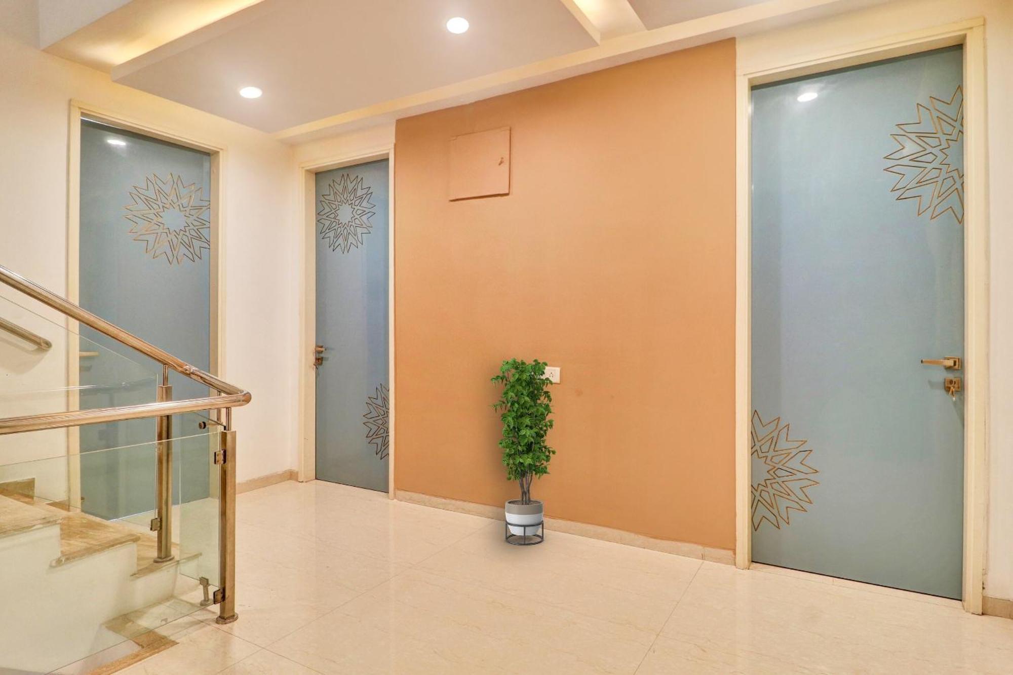 Oyo Flagship Ekasila Hotel 3*