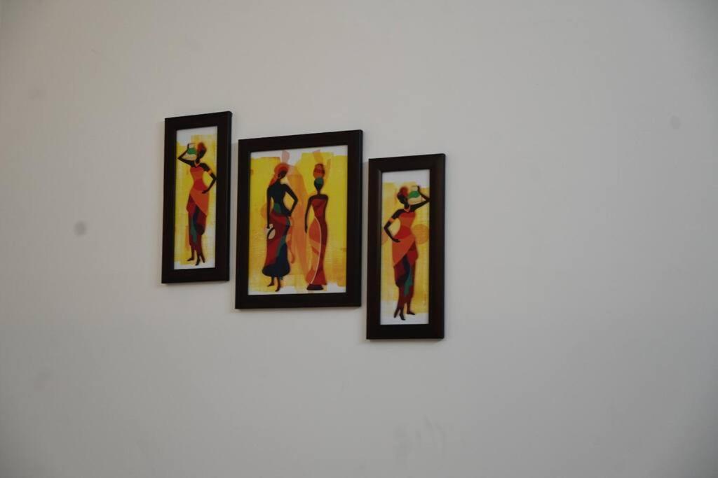 Apartment Rr Enclave - Service