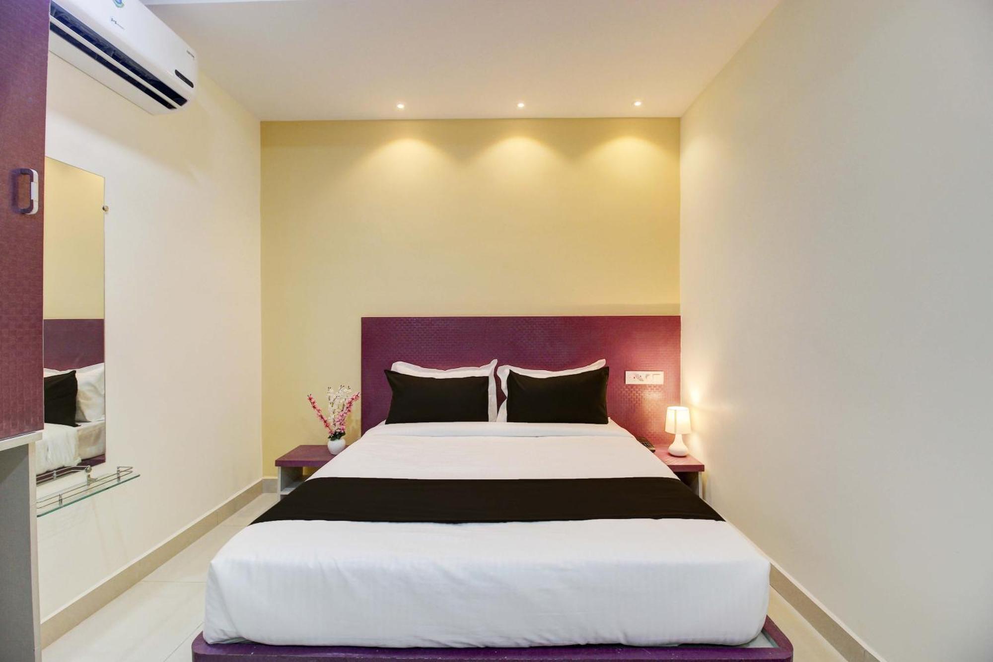Hotel Igloos Hyderabad