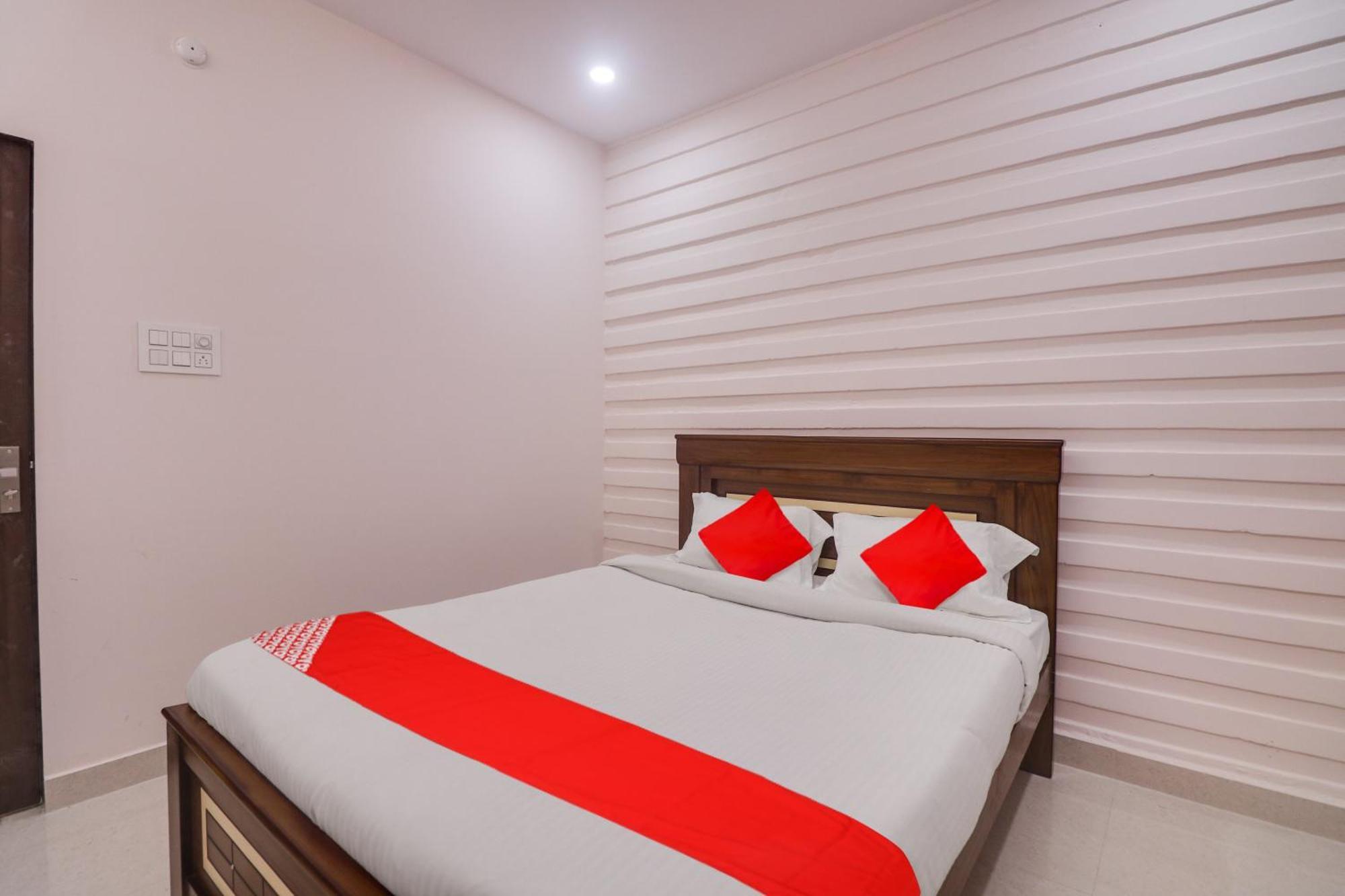 Hotel O Hanuma Resdiceny Hyderabad