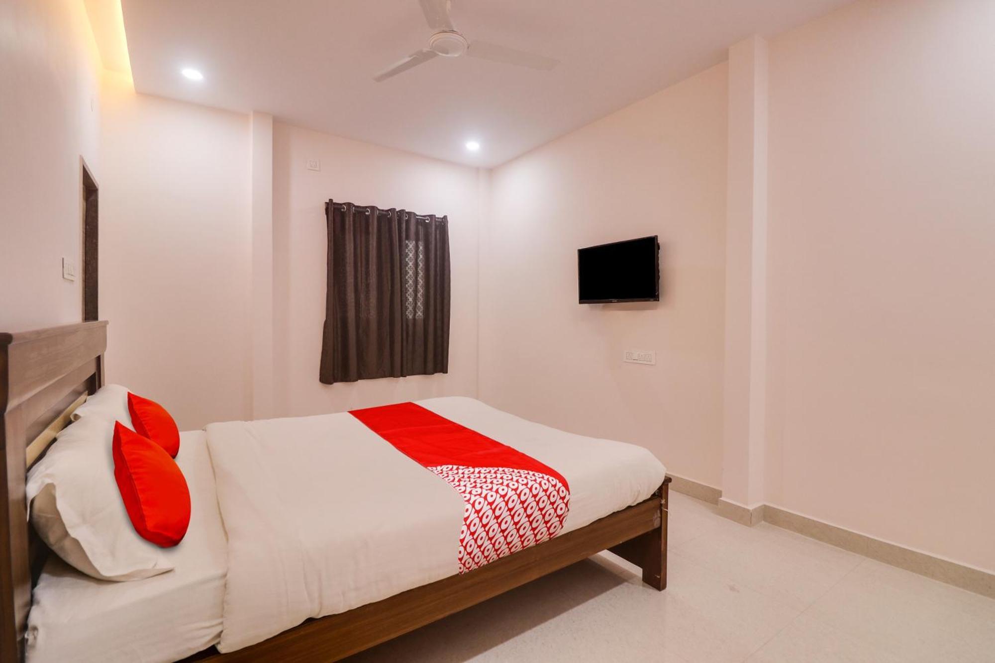 O Hanuma Resdiceny Hotel Hyderabad