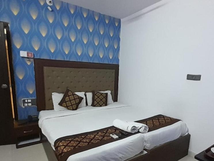 Hotel New Mn Grand 3*
