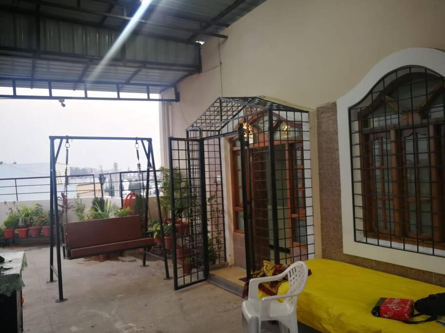 Stylish Penthouse - Atithi Estate * Hyderabad