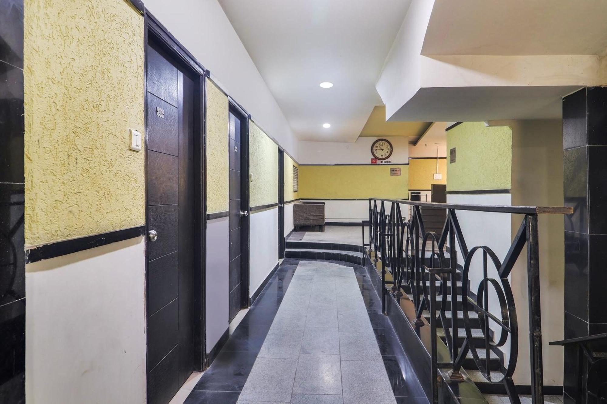Super O Qualia Dilsukhnagar Near Dilsukhnagar Metro Station 4*