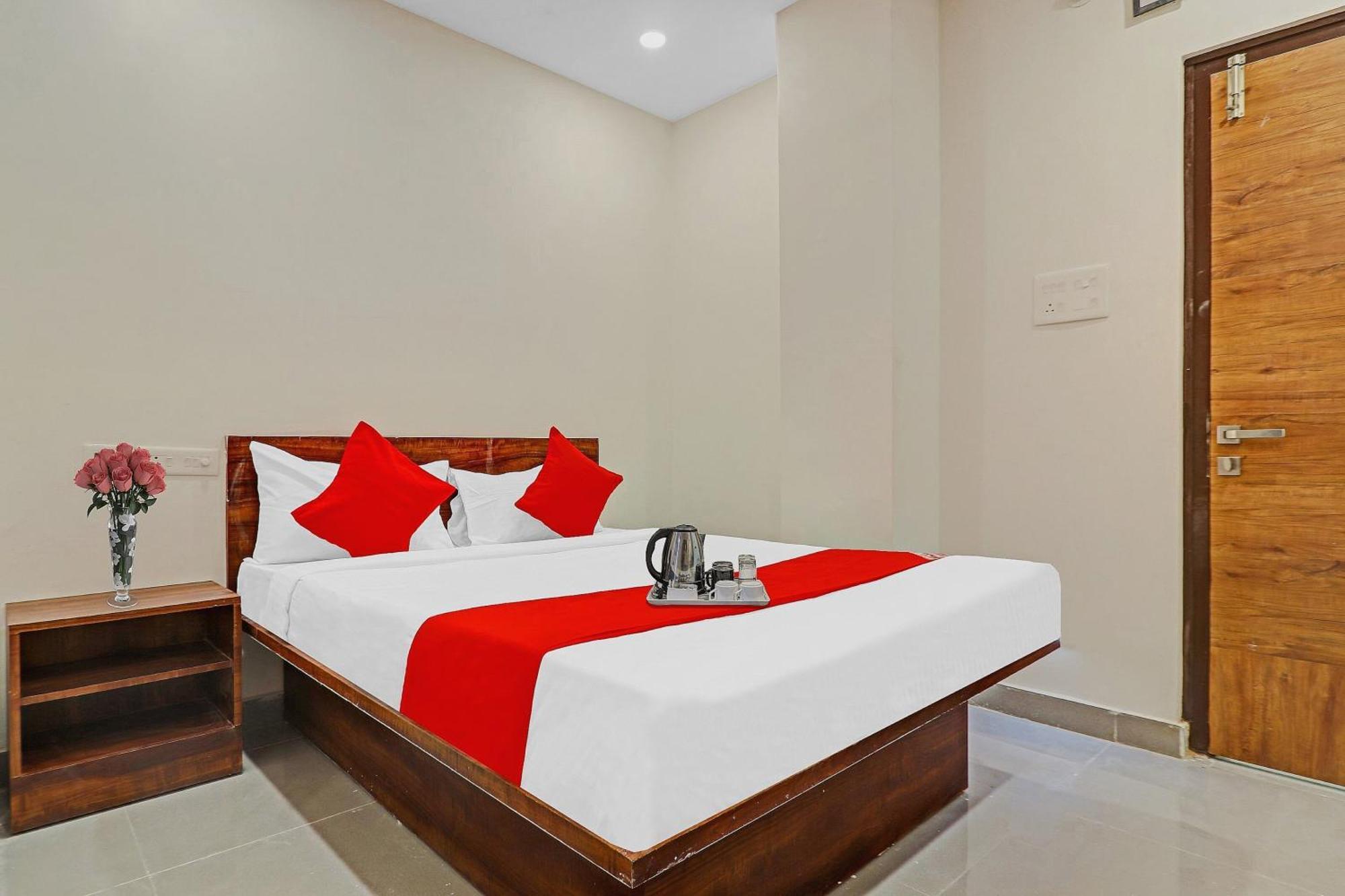 O Night Eye Hotel Hyderabad