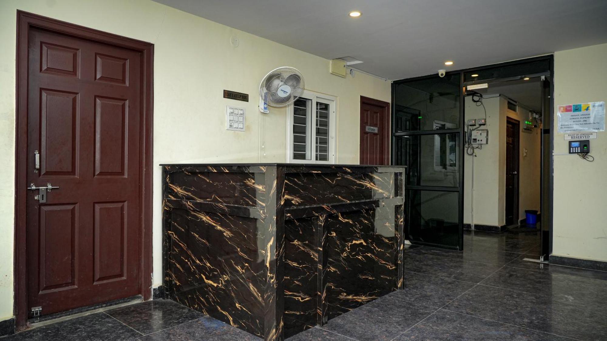 Hivee-1 & Living Twin Bed Ac Hyderabad