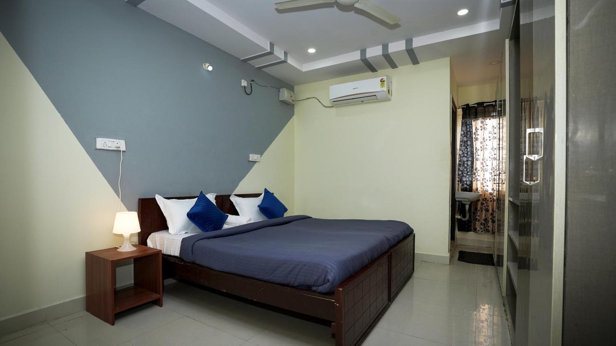Hivee-1 & Living Twin Bed Ac * Hyderabad