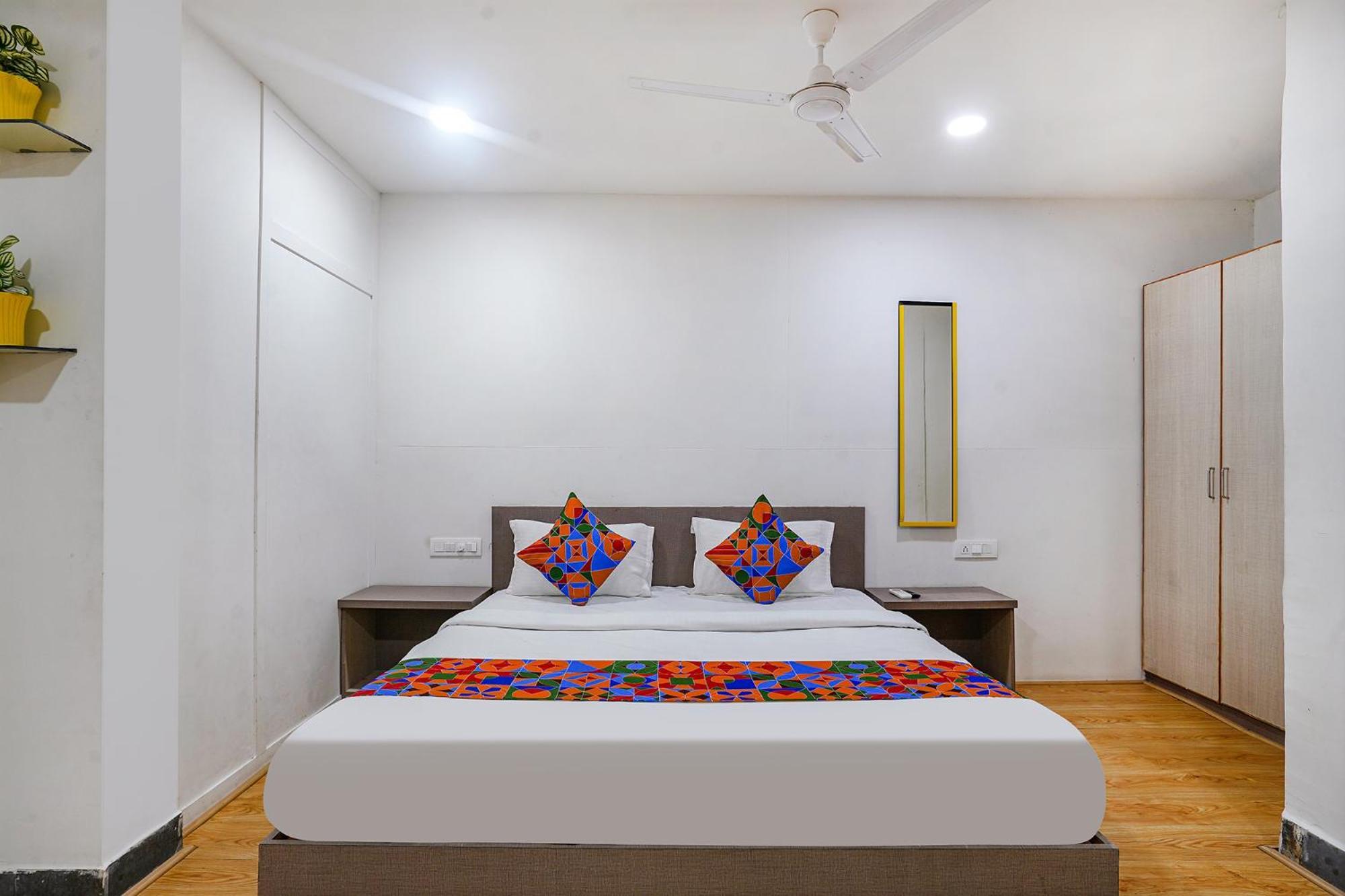 Fabhotel Luxury - Banjara Hills Hotel 3*