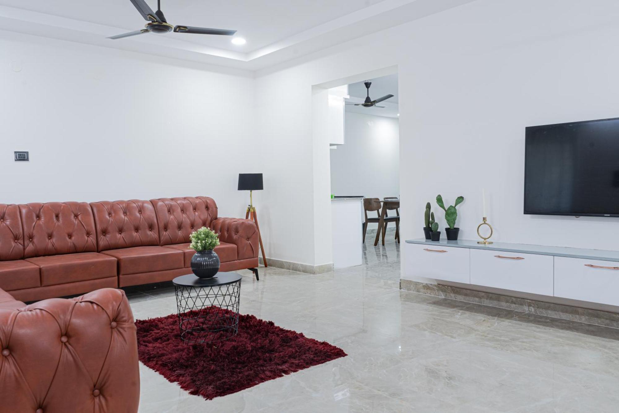 Luxury 3 Bhk Flat In Apartment *