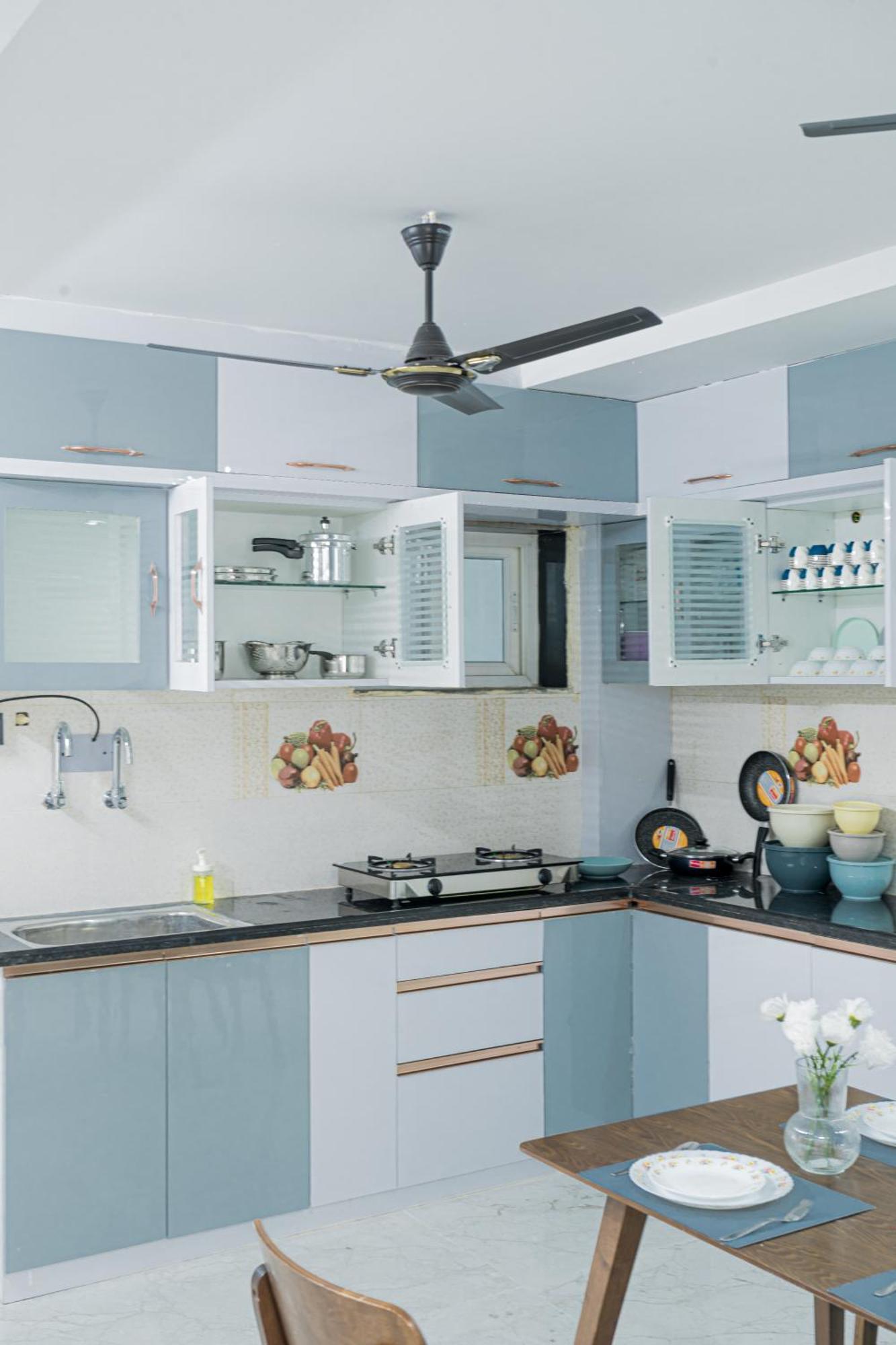 Luxury 3 Bhk Flat In *