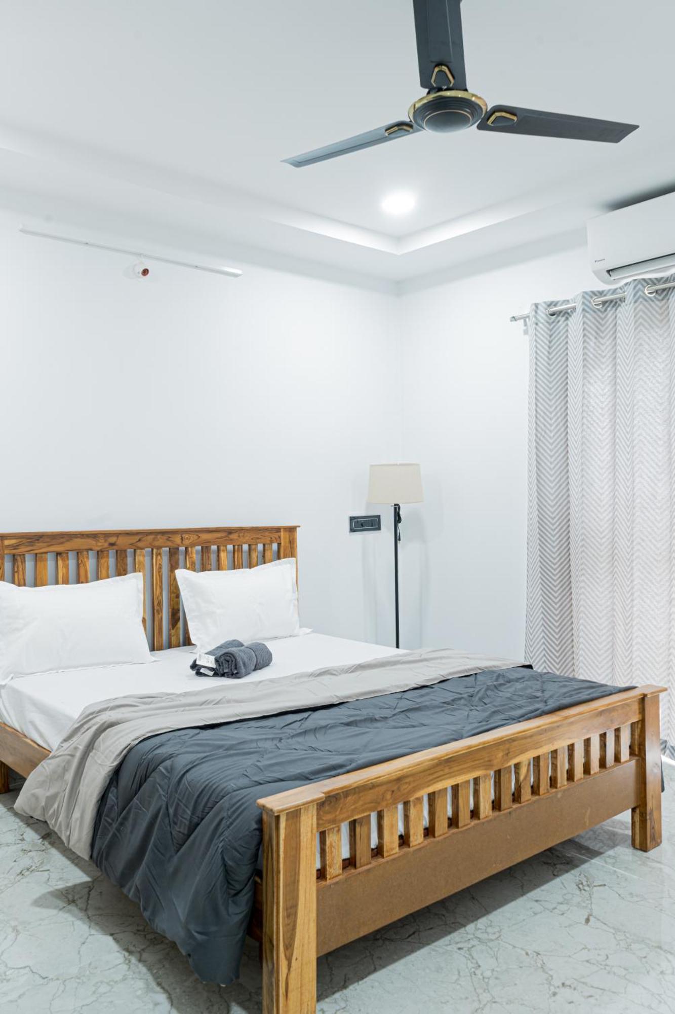 Luxury 3 Bhk Flat In Apartment *