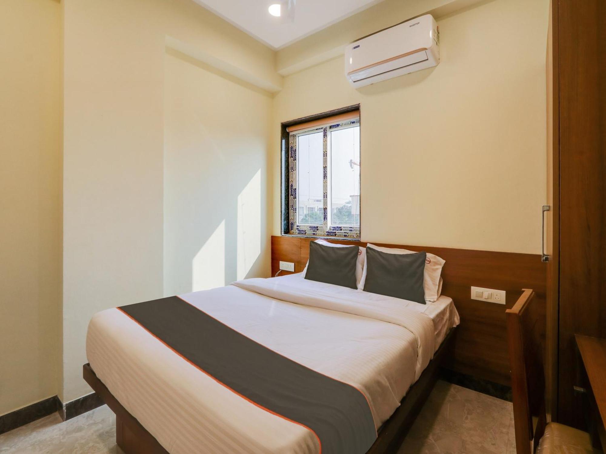 Hotel Collection O Srp Luxury