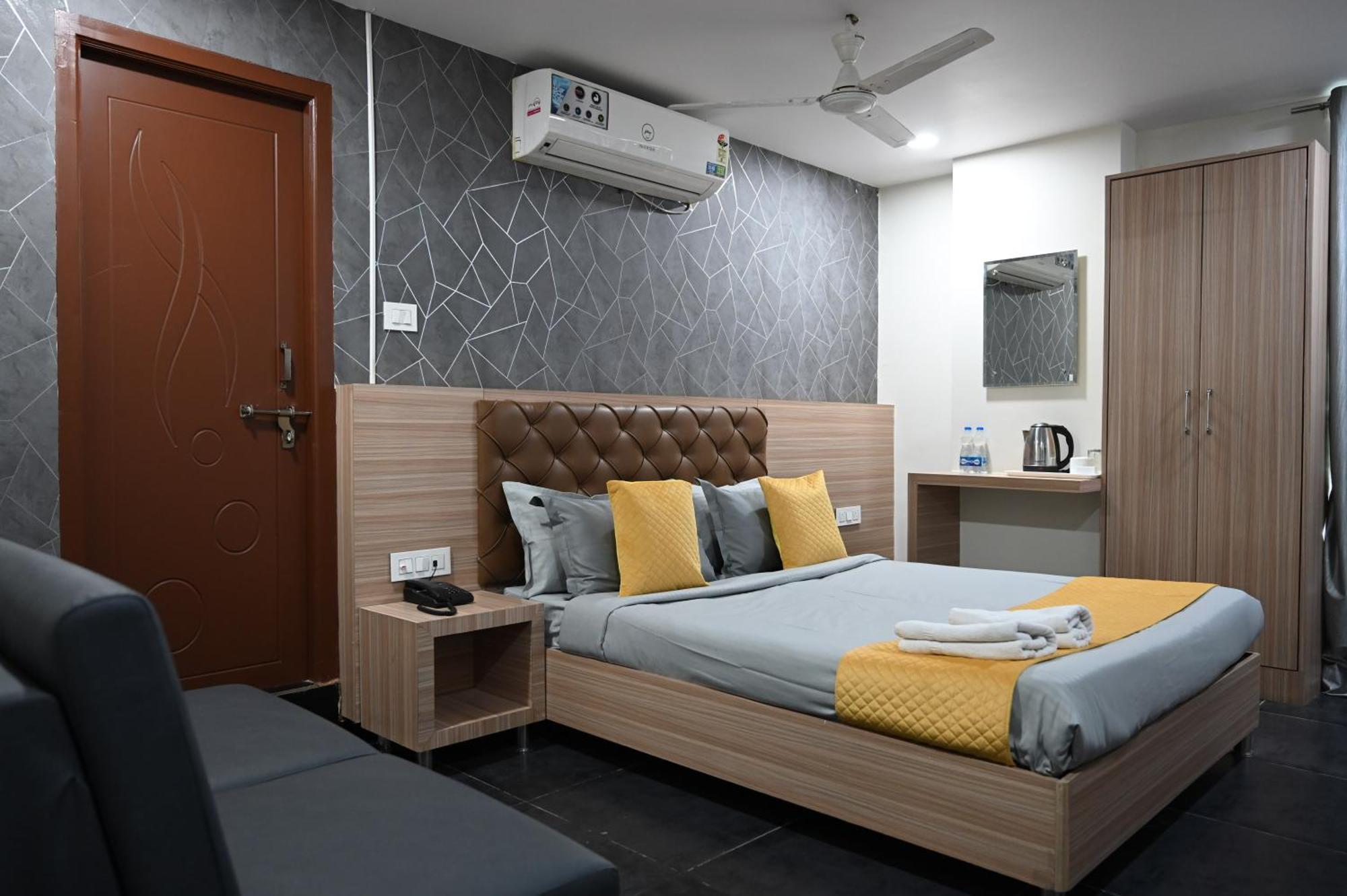 Supraja Yellow Bells 3* Hyderabad