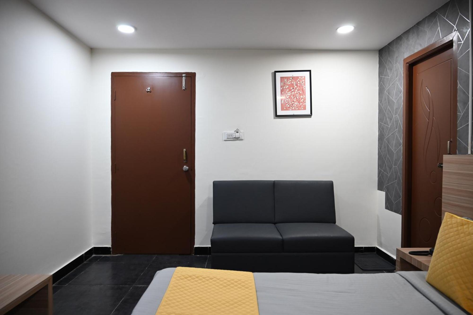 Supraja Yellow Bells 3* Hyderabad