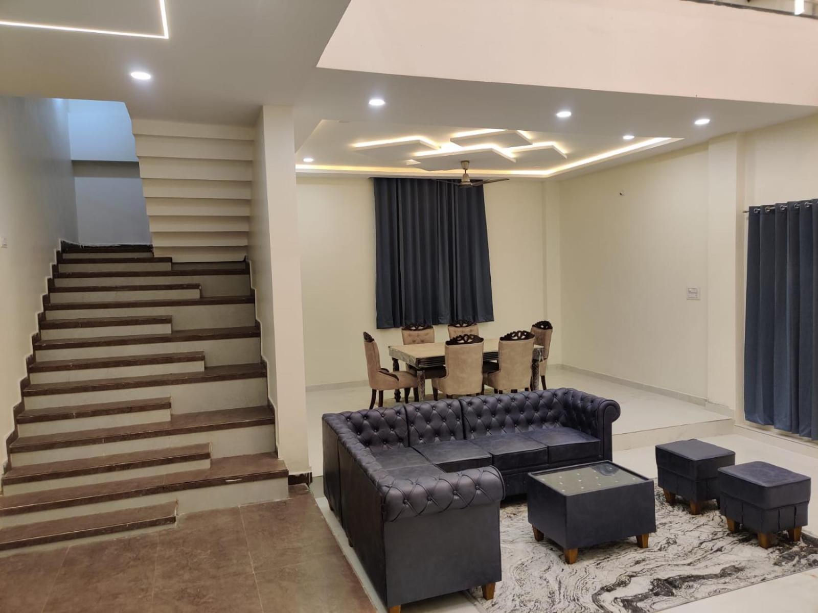 Runaway Villa