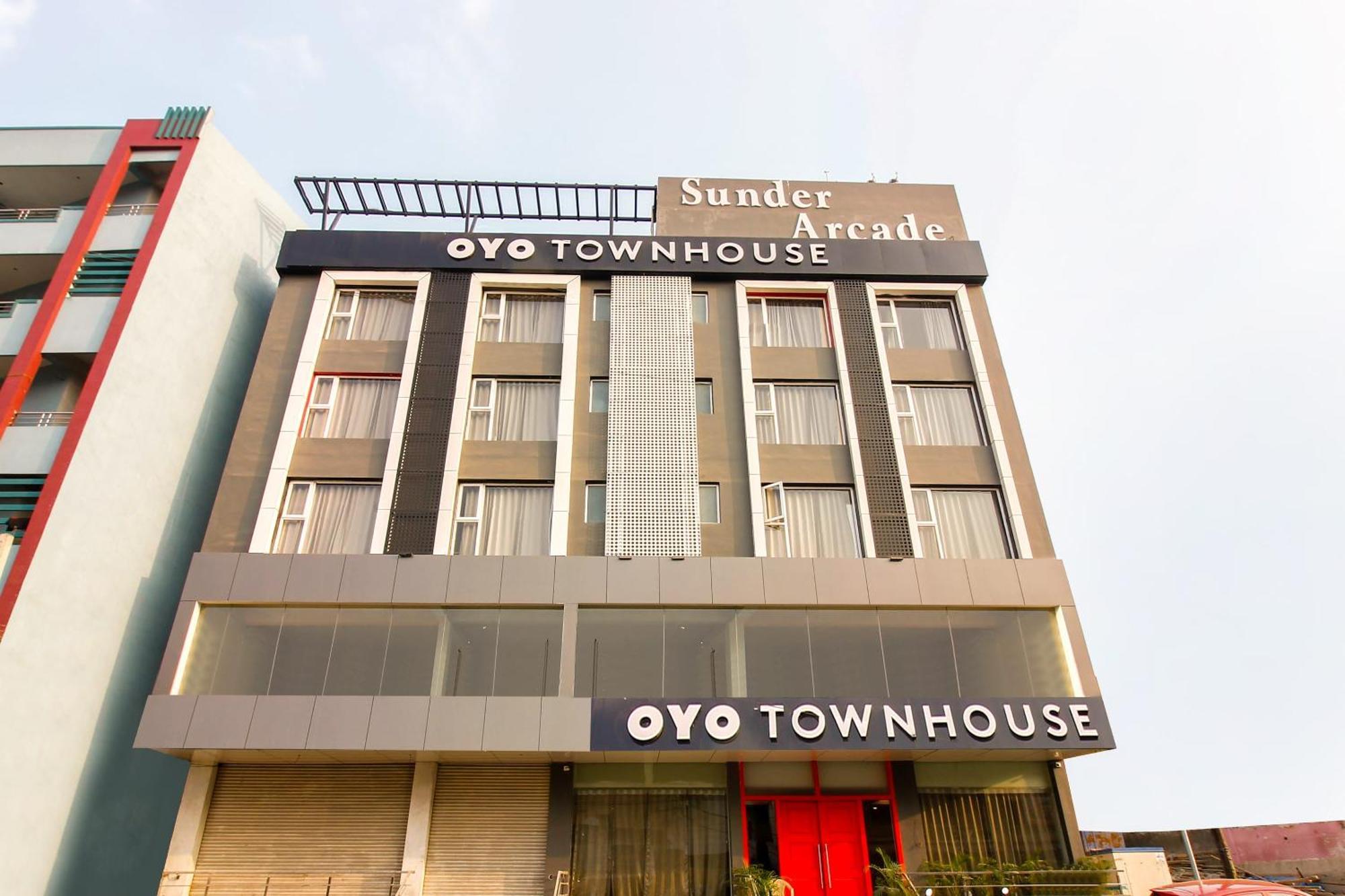 Super Townhouse Moosapet Rcc Prime Hotel 4*
