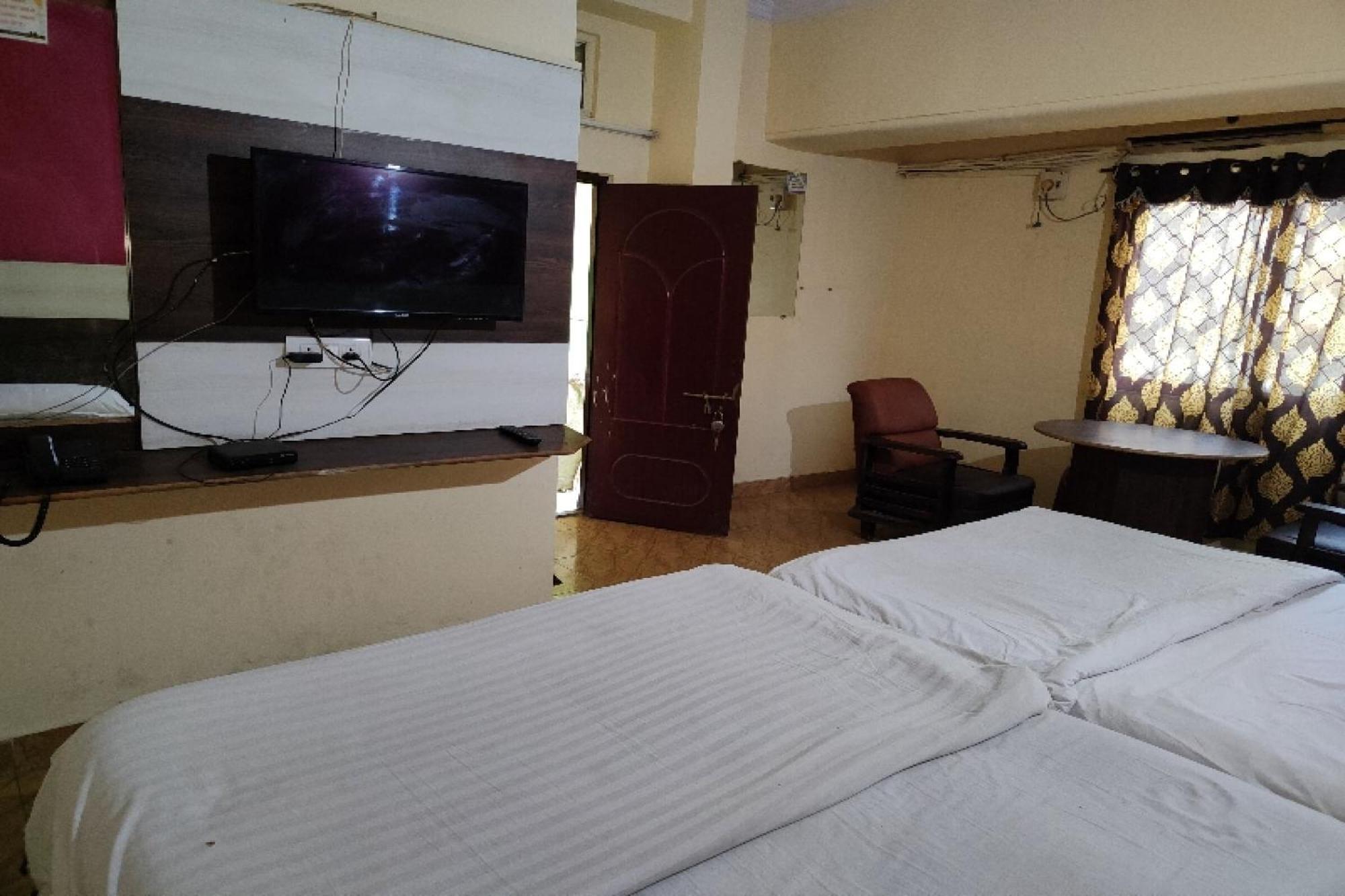 Oyo Baba Classic Near Secundrabad Railway Station Hotel