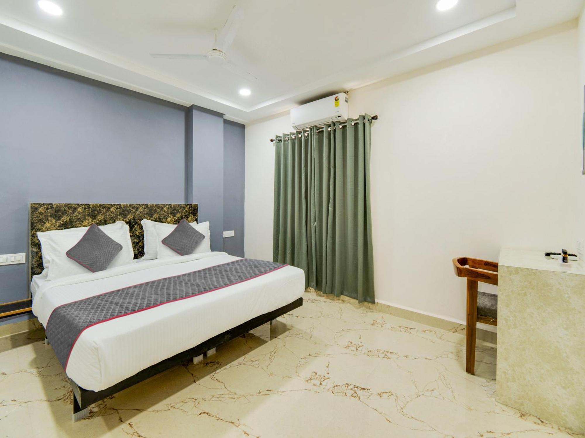Super Townhouse Rio Hotel