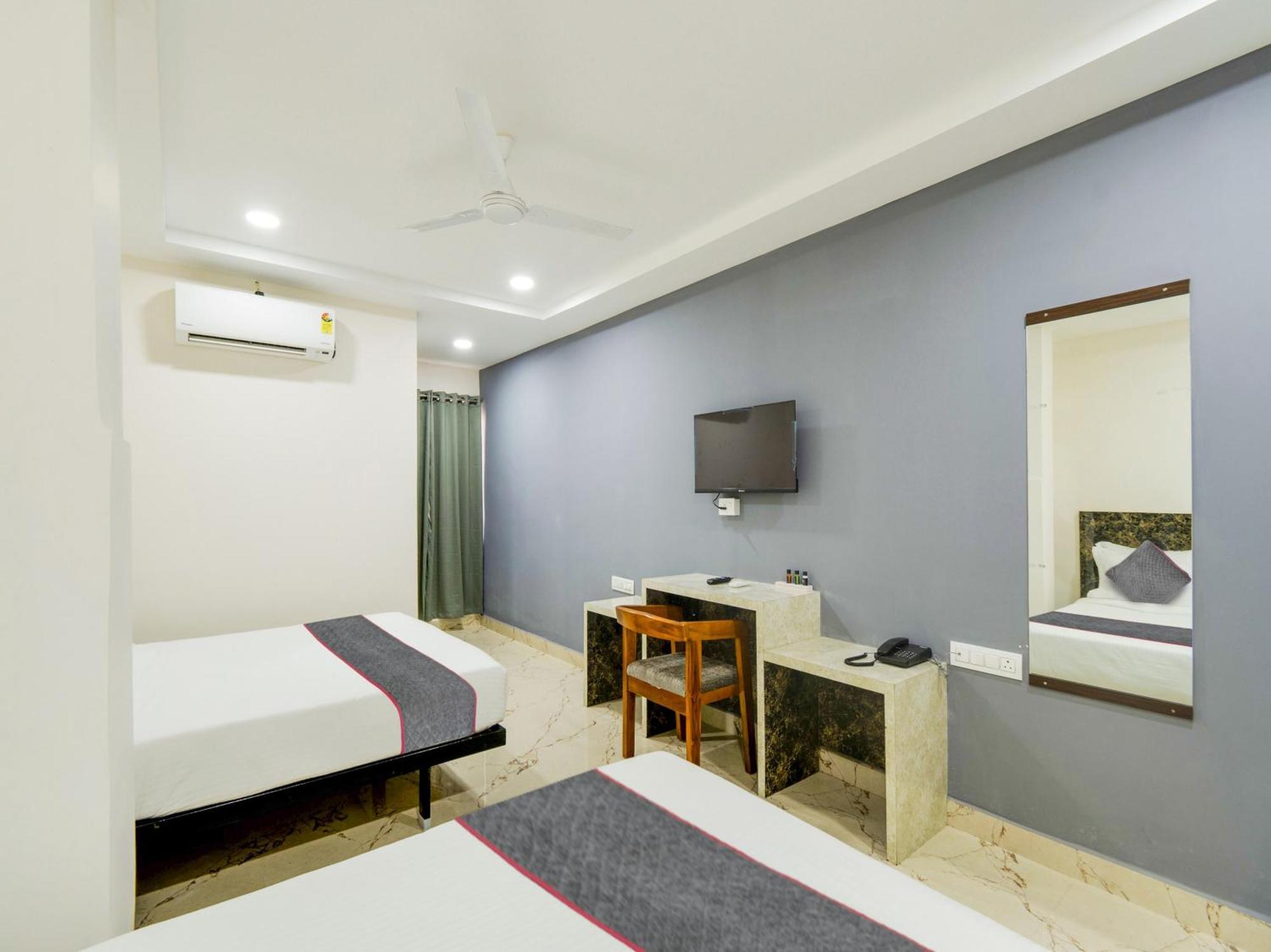 Super Townhouse Rio Hotel