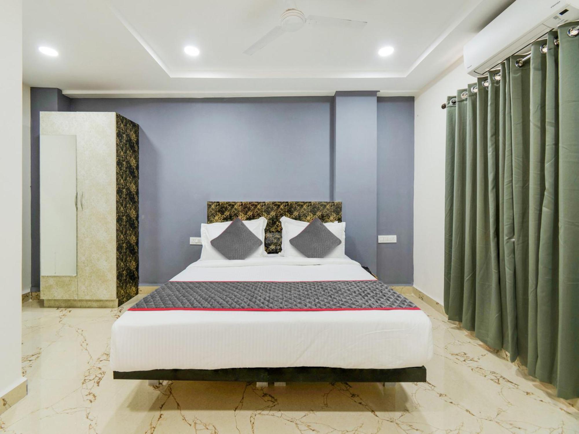 Super Townhouse Rio Hotel